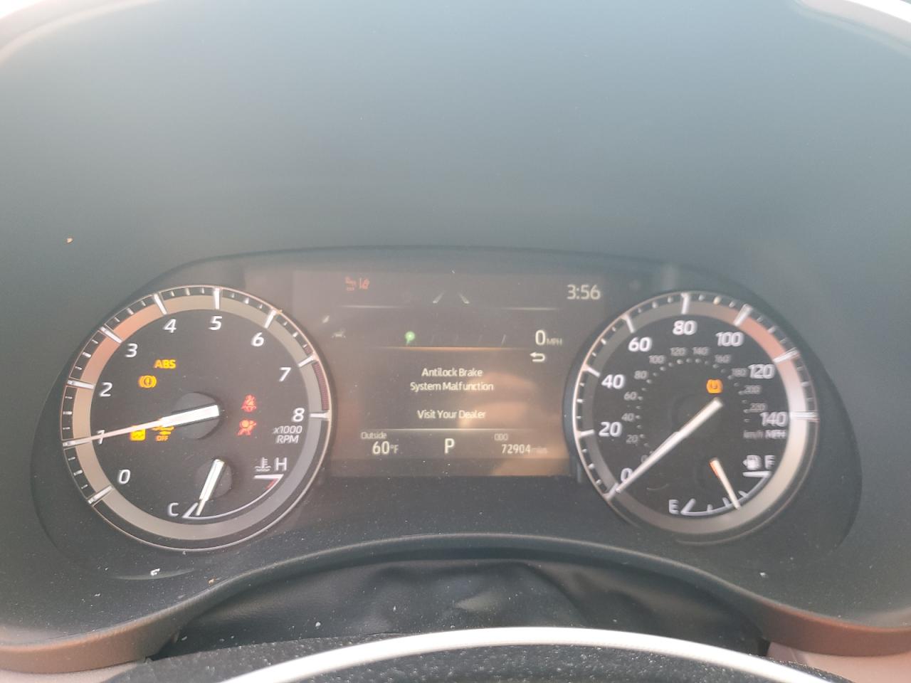 2020 Toyota Highlander - Image 9