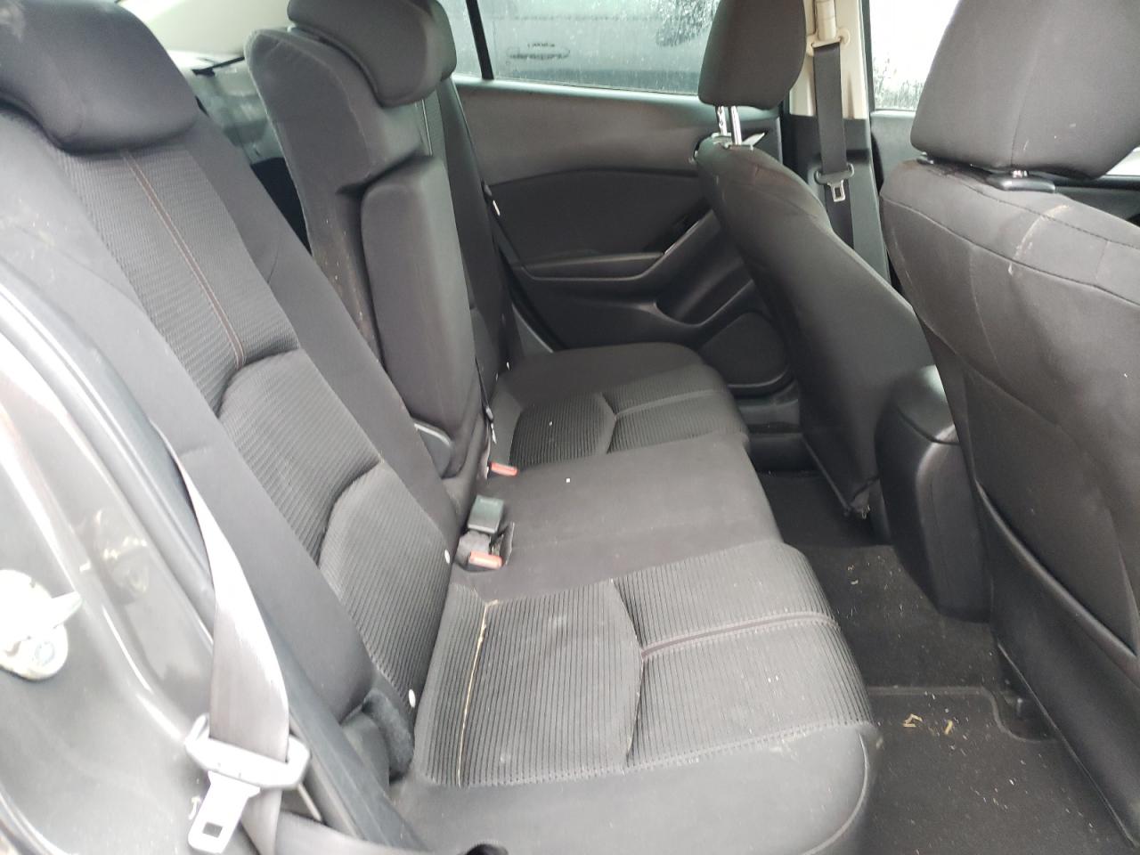 2018 Mazda 3 - Image 10