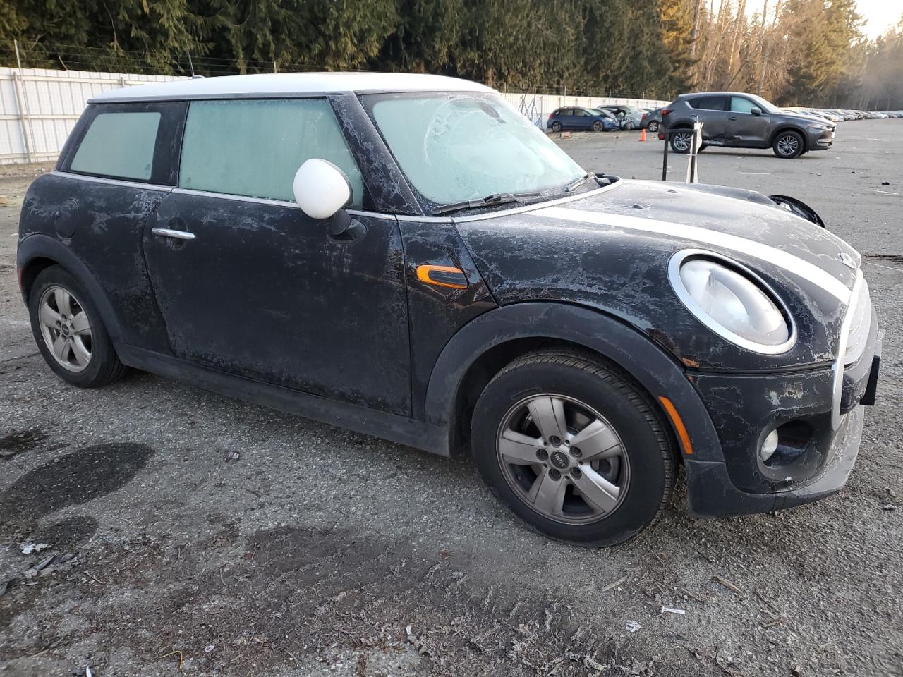 VIN WMWXM5C51F3A58679 2015 MINI COOPER no.4