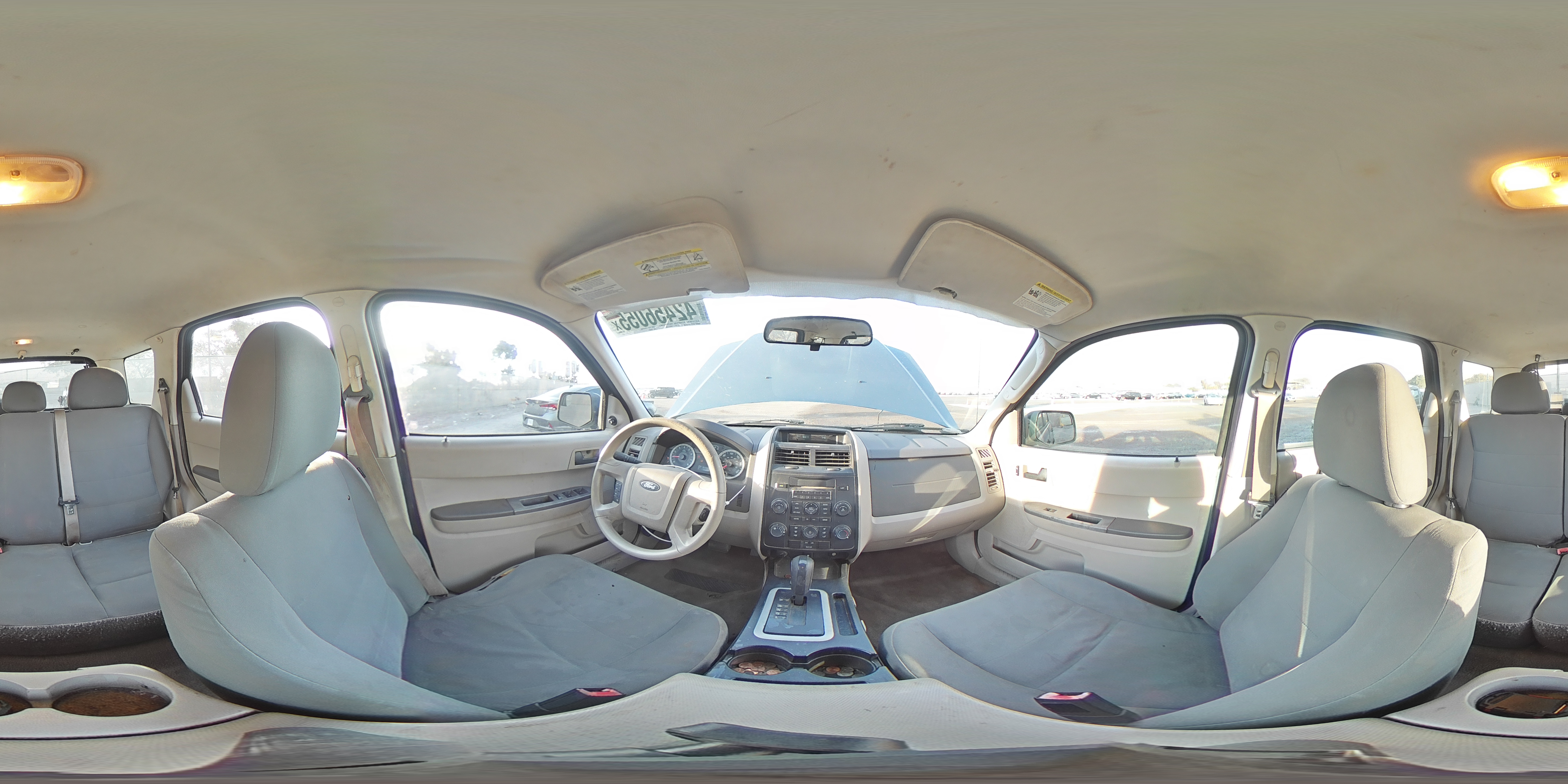 2010 Ford Escape - Image 13