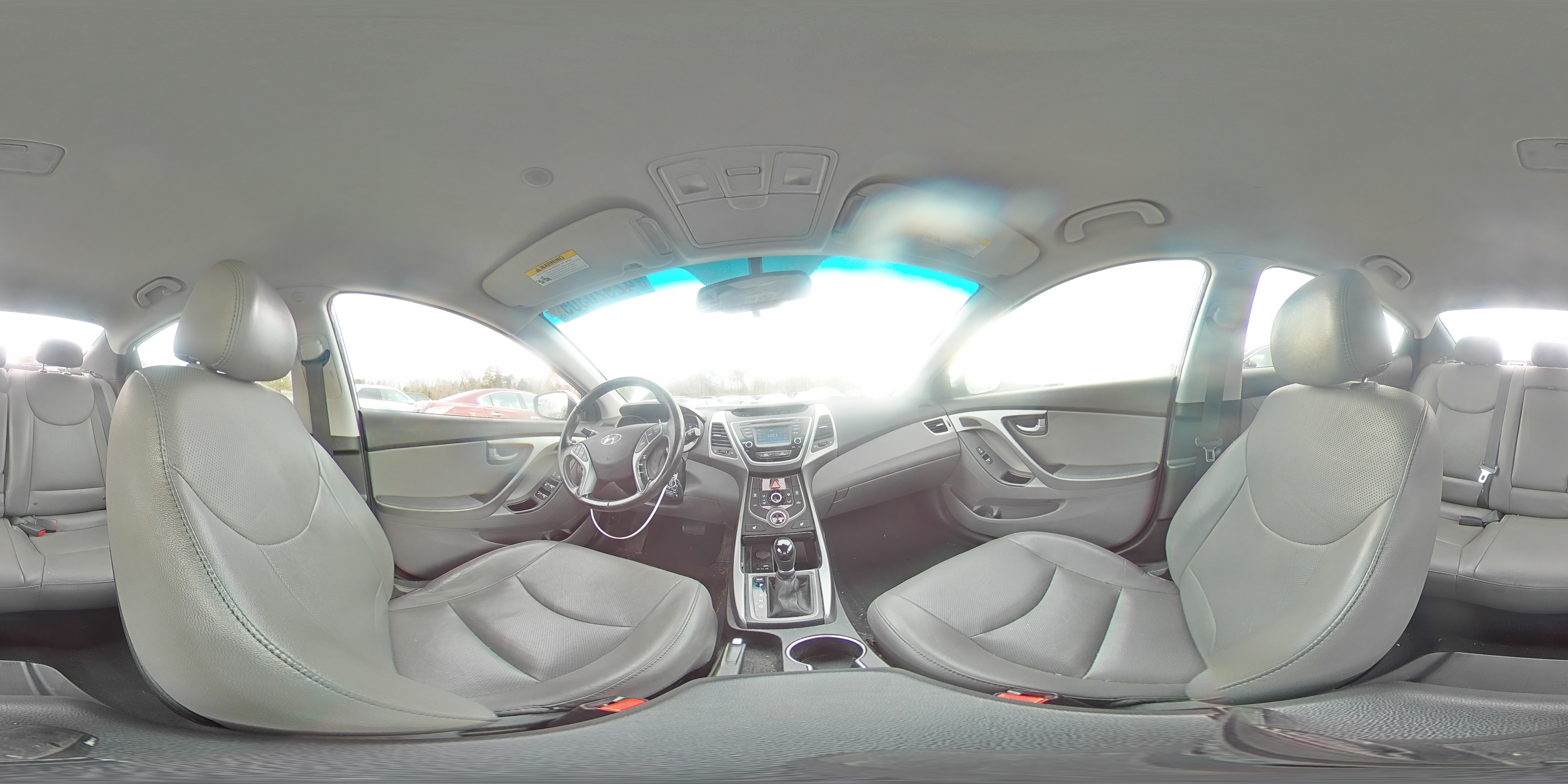 2015 Hyundai Elantra - Image 12