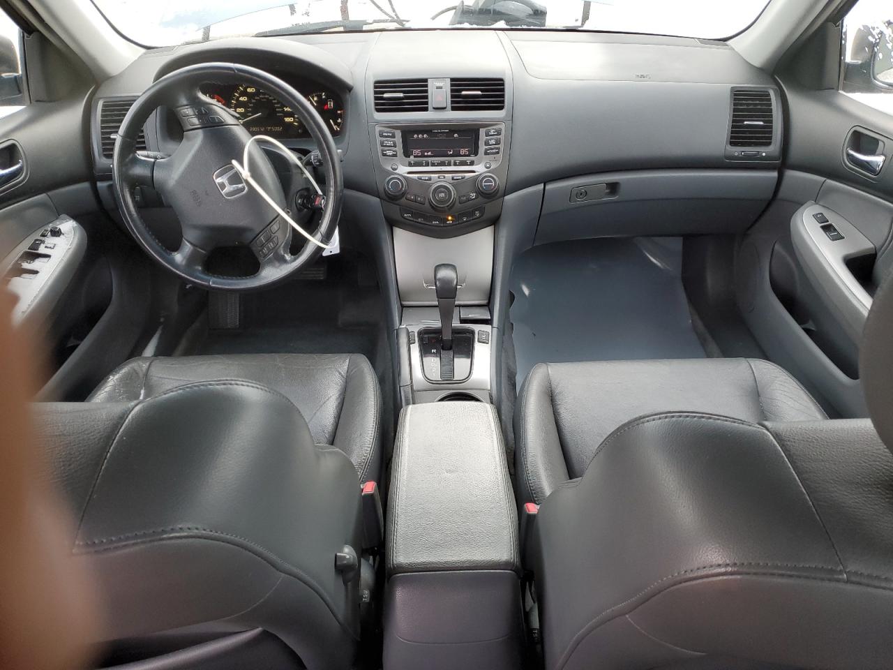 2007 Honda Accord - Image 8