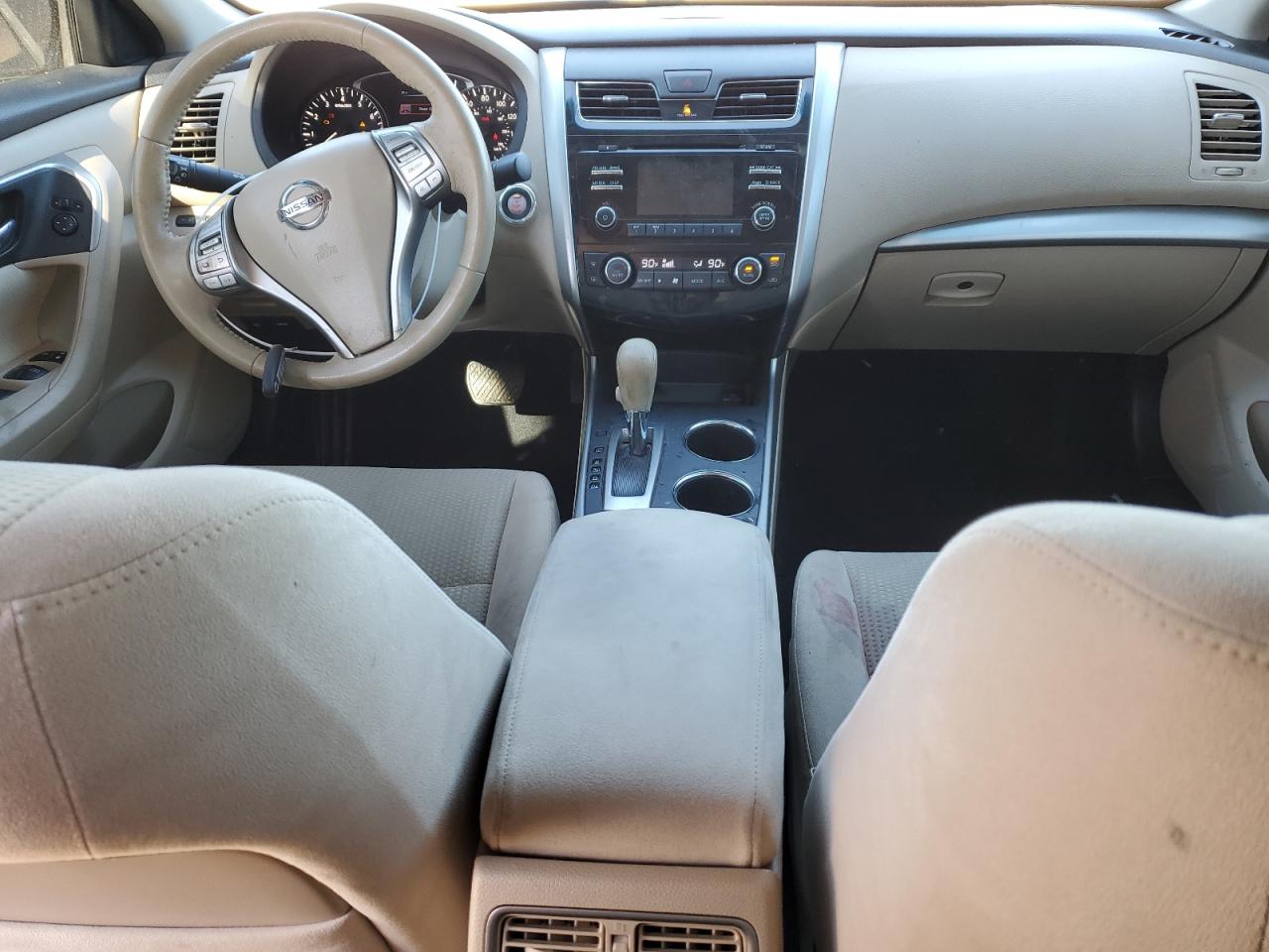 2015 Nissan Altima - Image 8