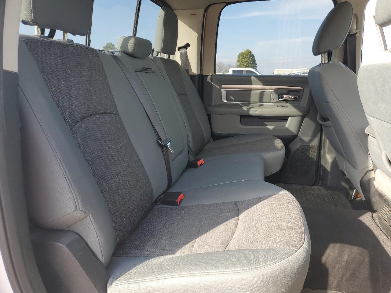 2017 RAM 1500 - Image 10