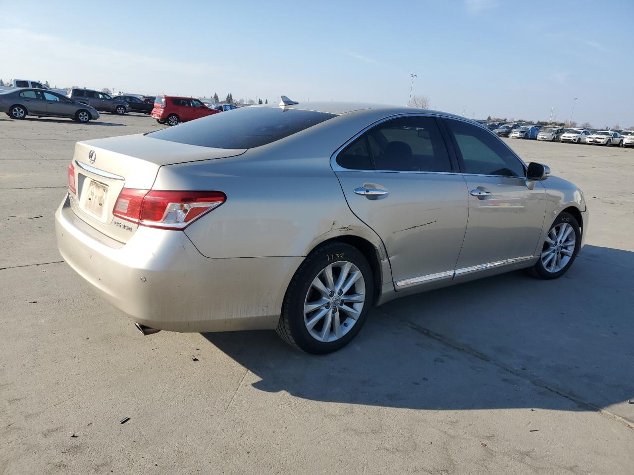 2010 Lexus ES - Image 3