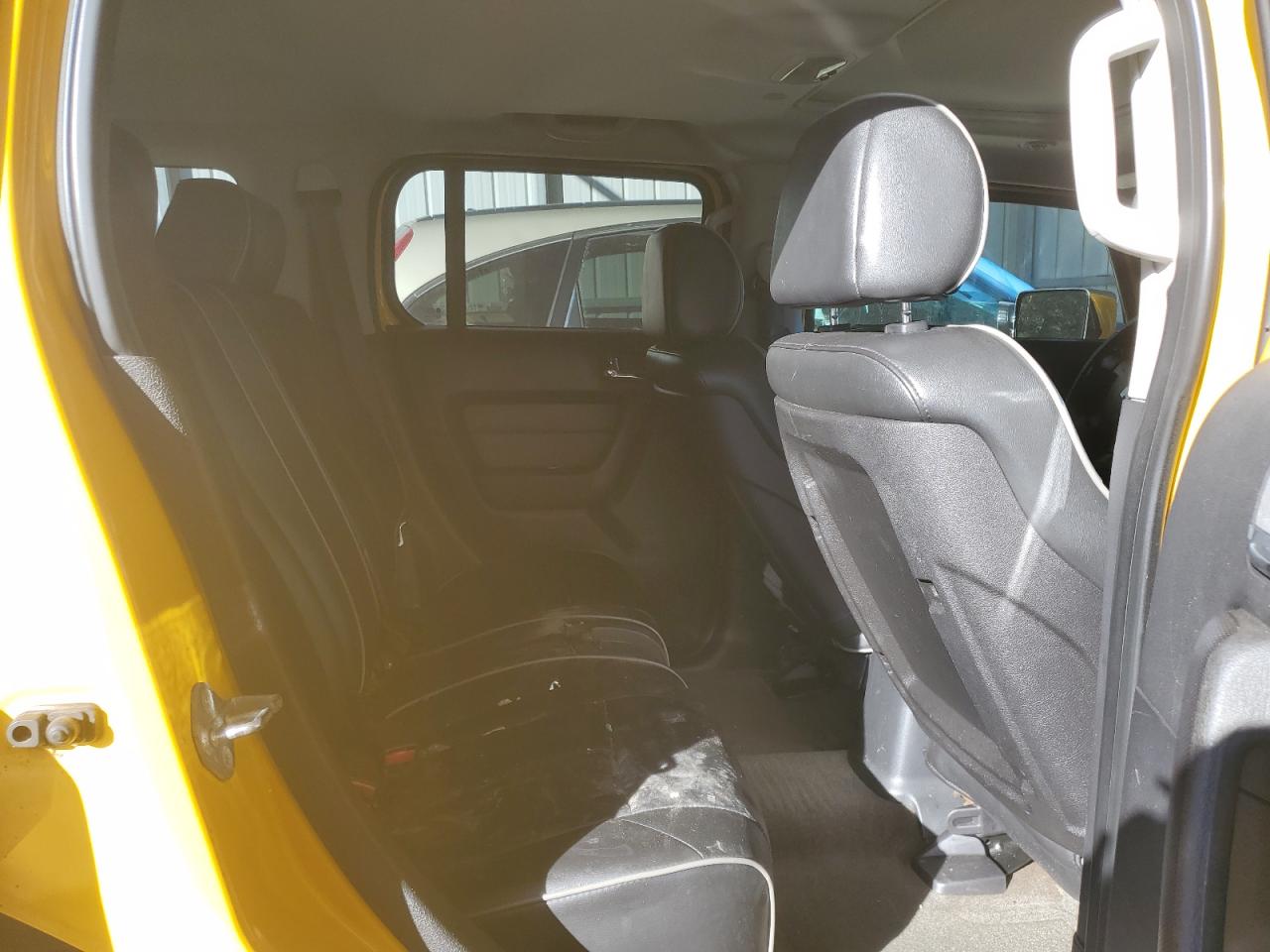 2006 Hummer H3 - Image 11