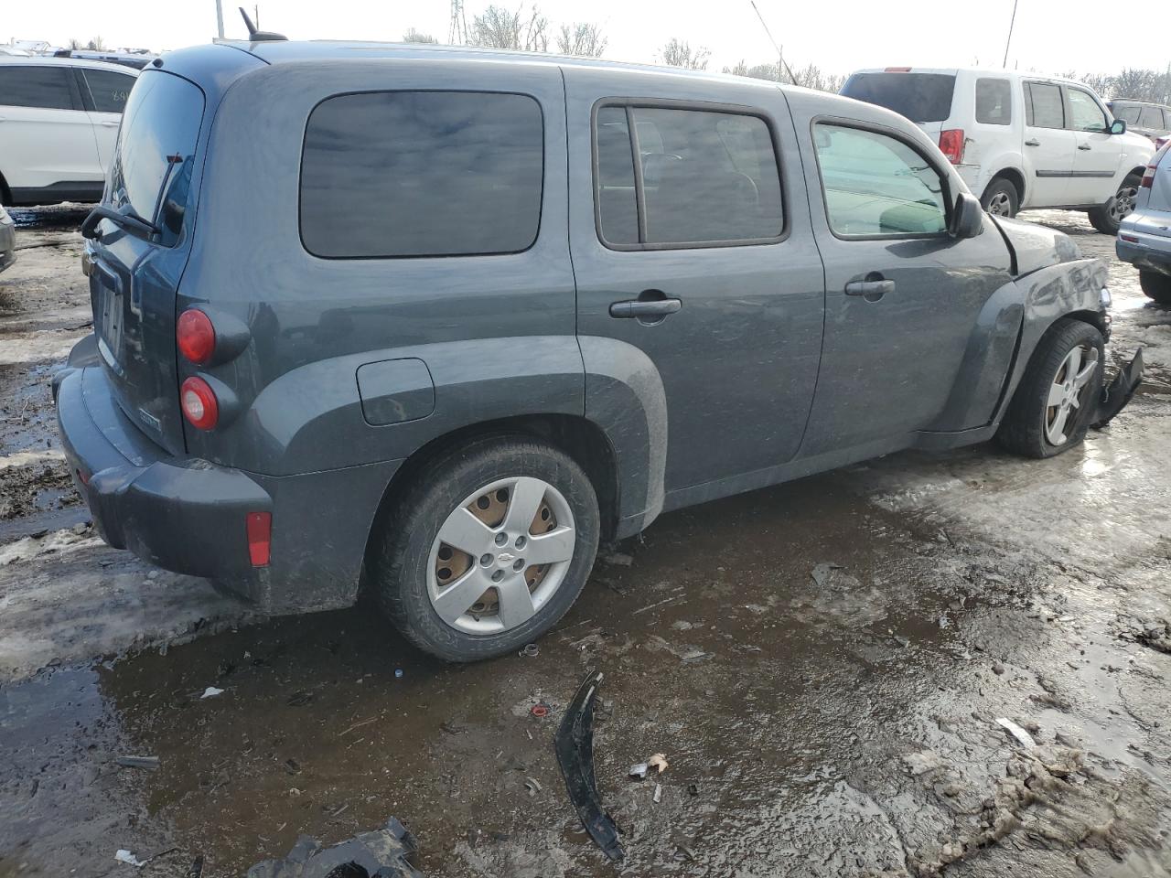 2011 Chevrolet HHR - Image 3