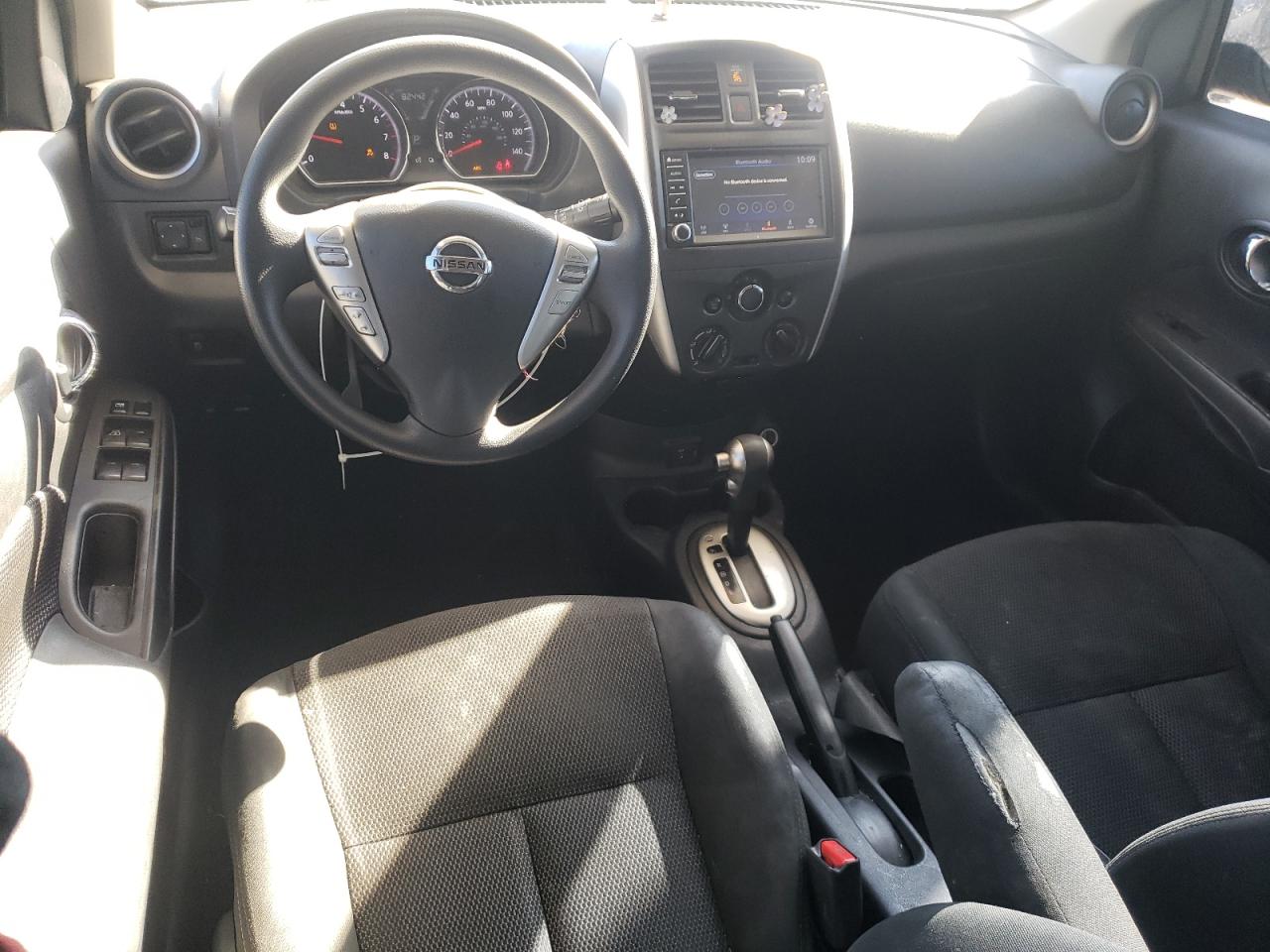 2019 Nissan Versa - Image 8
