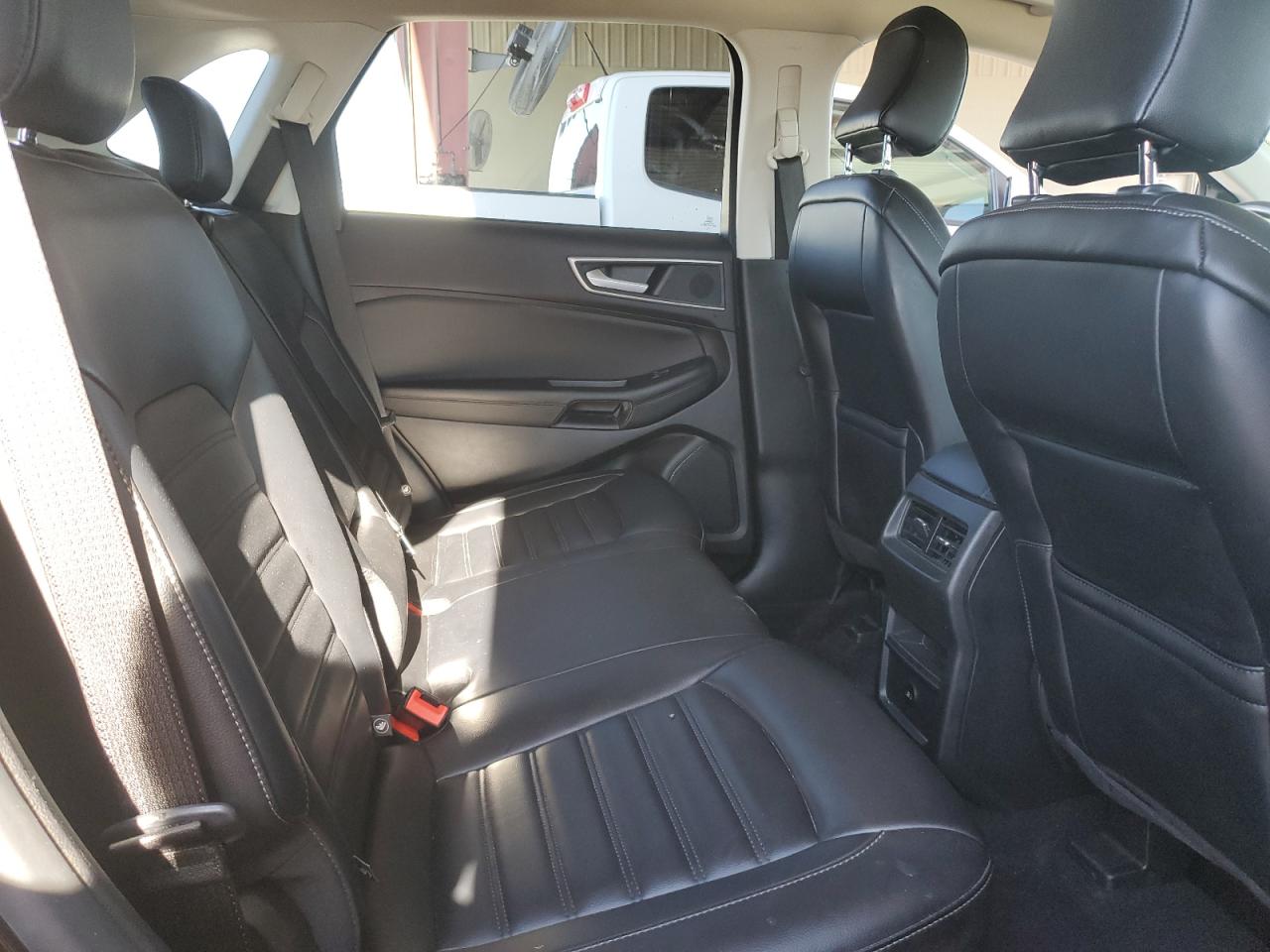 2023 Ford Edge - Image 11