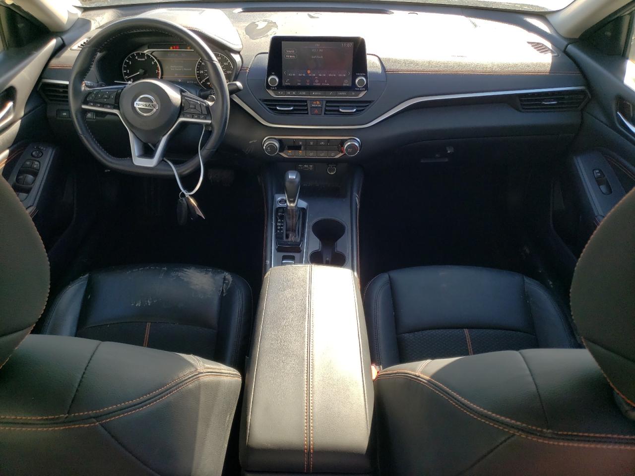 2021 Nissan Altima - Image 8