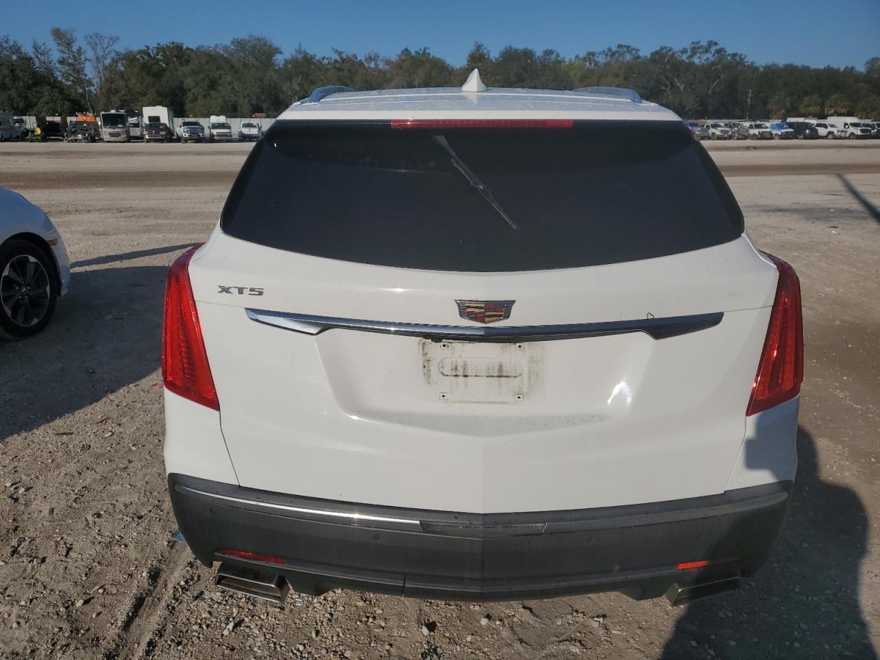 2018 Cadillac XT5 - Image 6