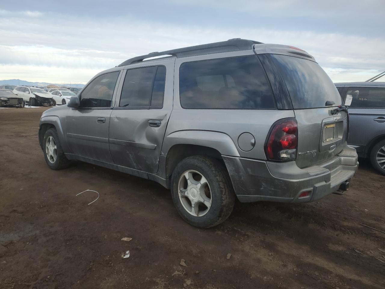 2006 Chevrolet TrailBlazer - Image 2