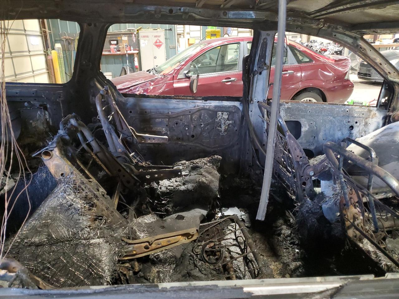 2004 Toyota Sienna - Image 11