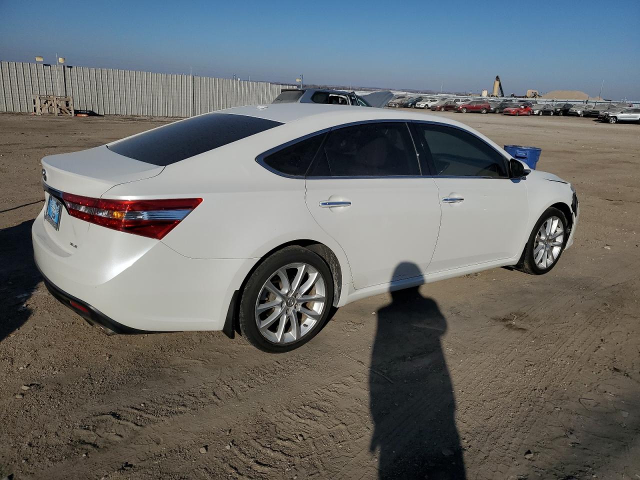 2013 Toyota Avalon - Image 3