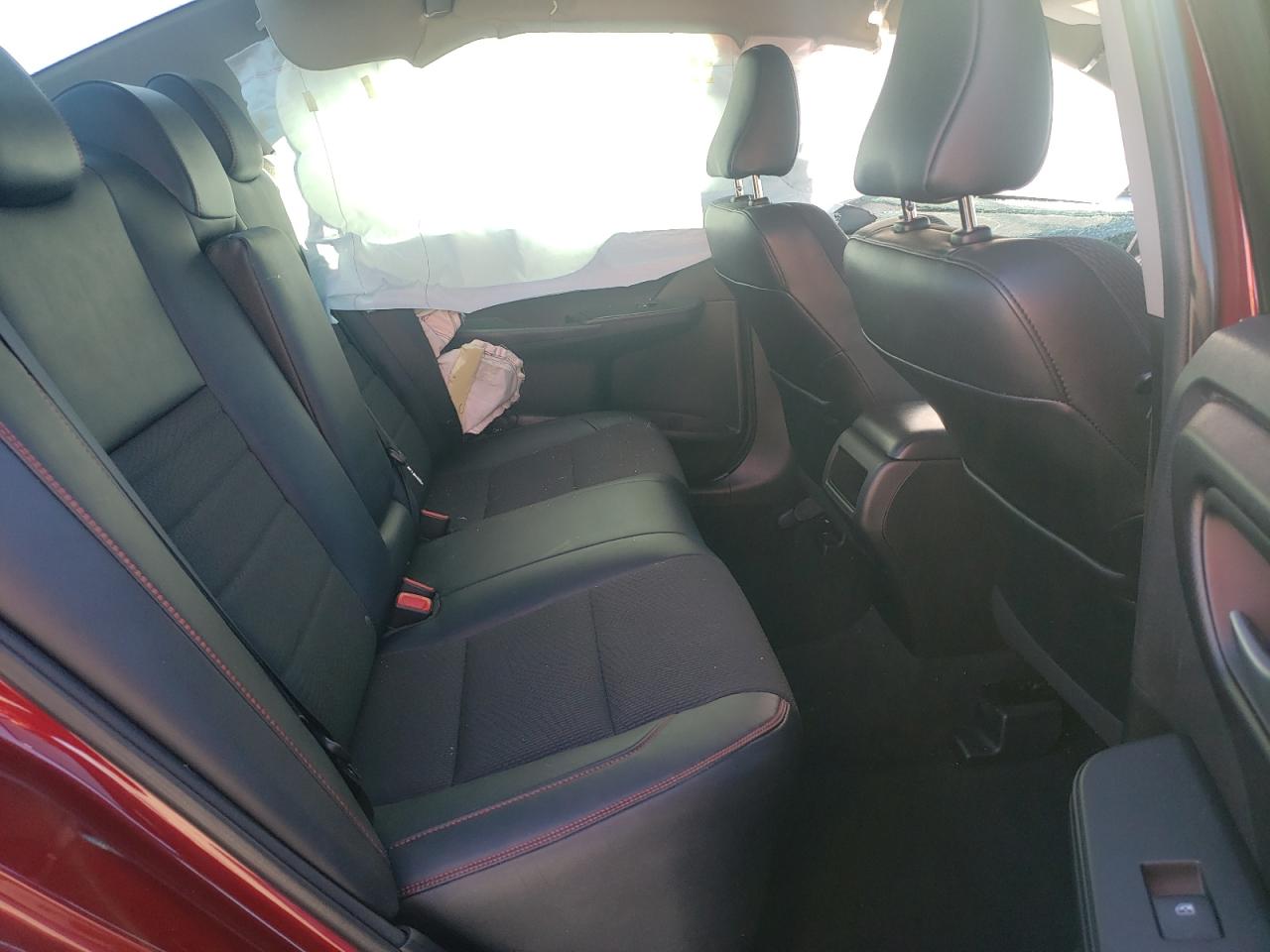 2016 Toyota Camry - Image 11