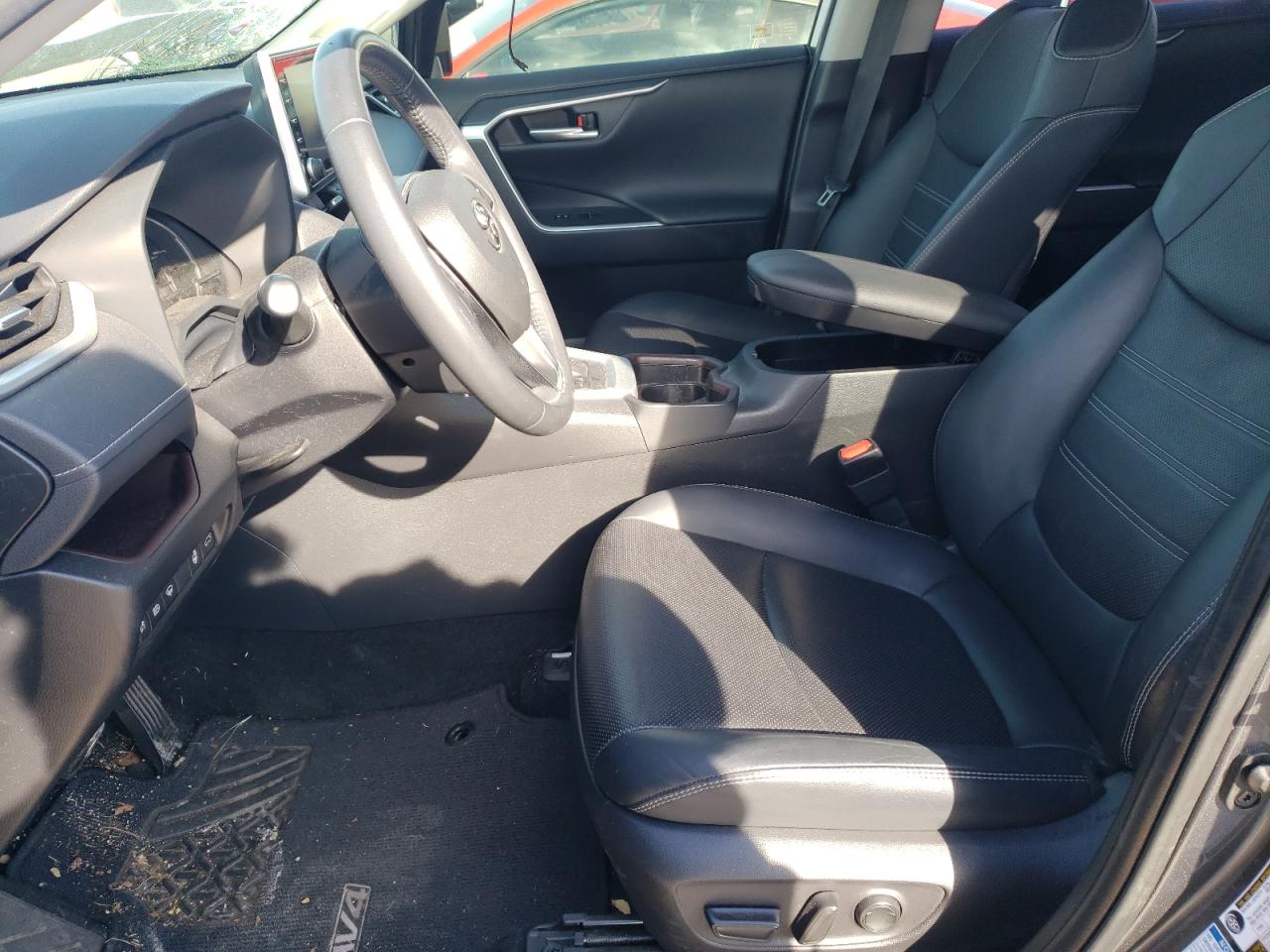 2019 Toyota RAV 4 - Image 7