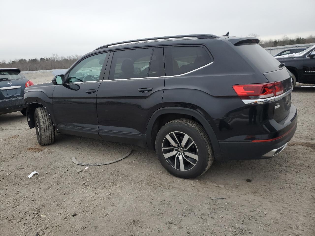 2021 Volkswagen Atlas - Image 2