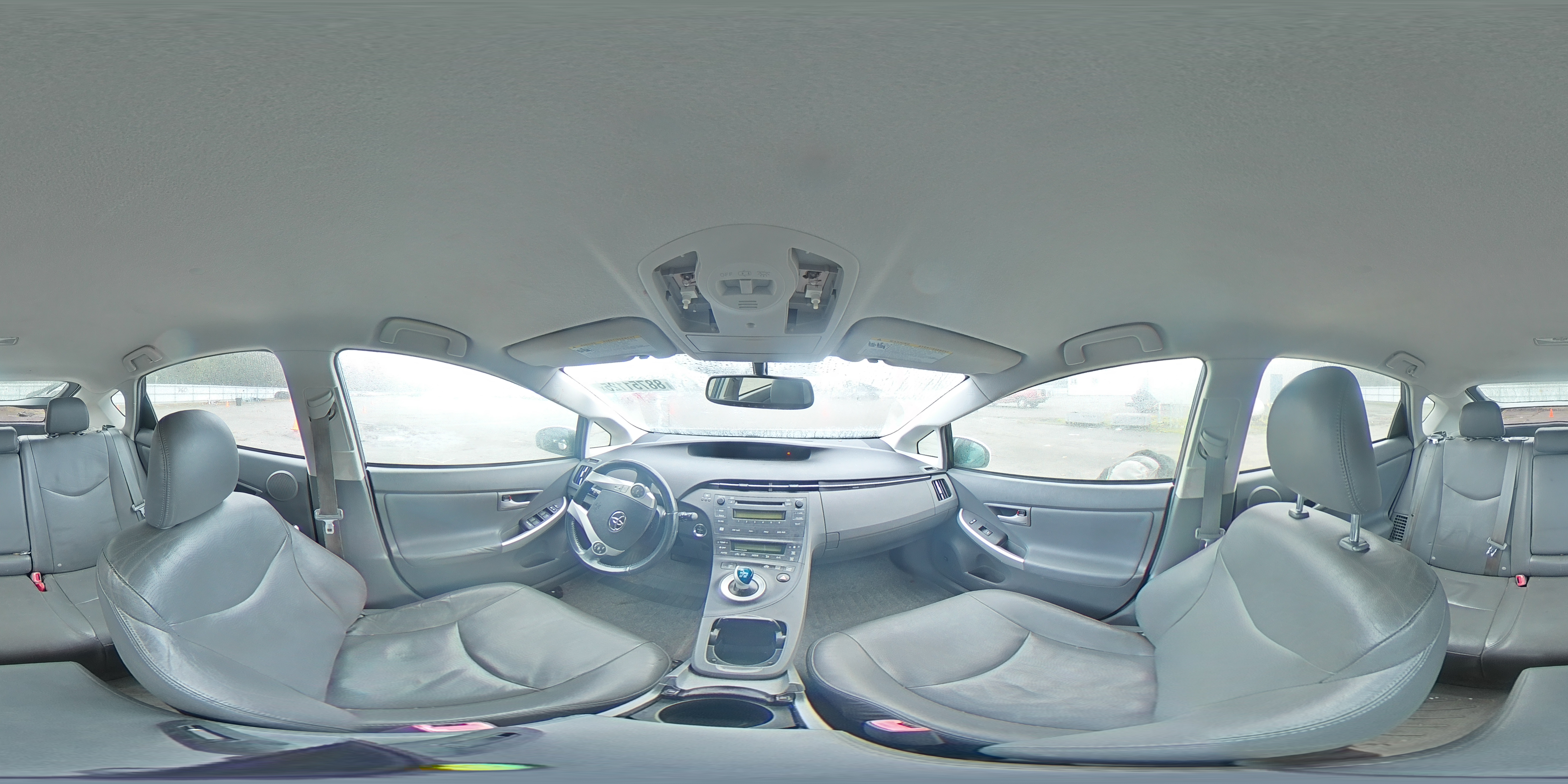 2010 Toyota Prius - Image 13