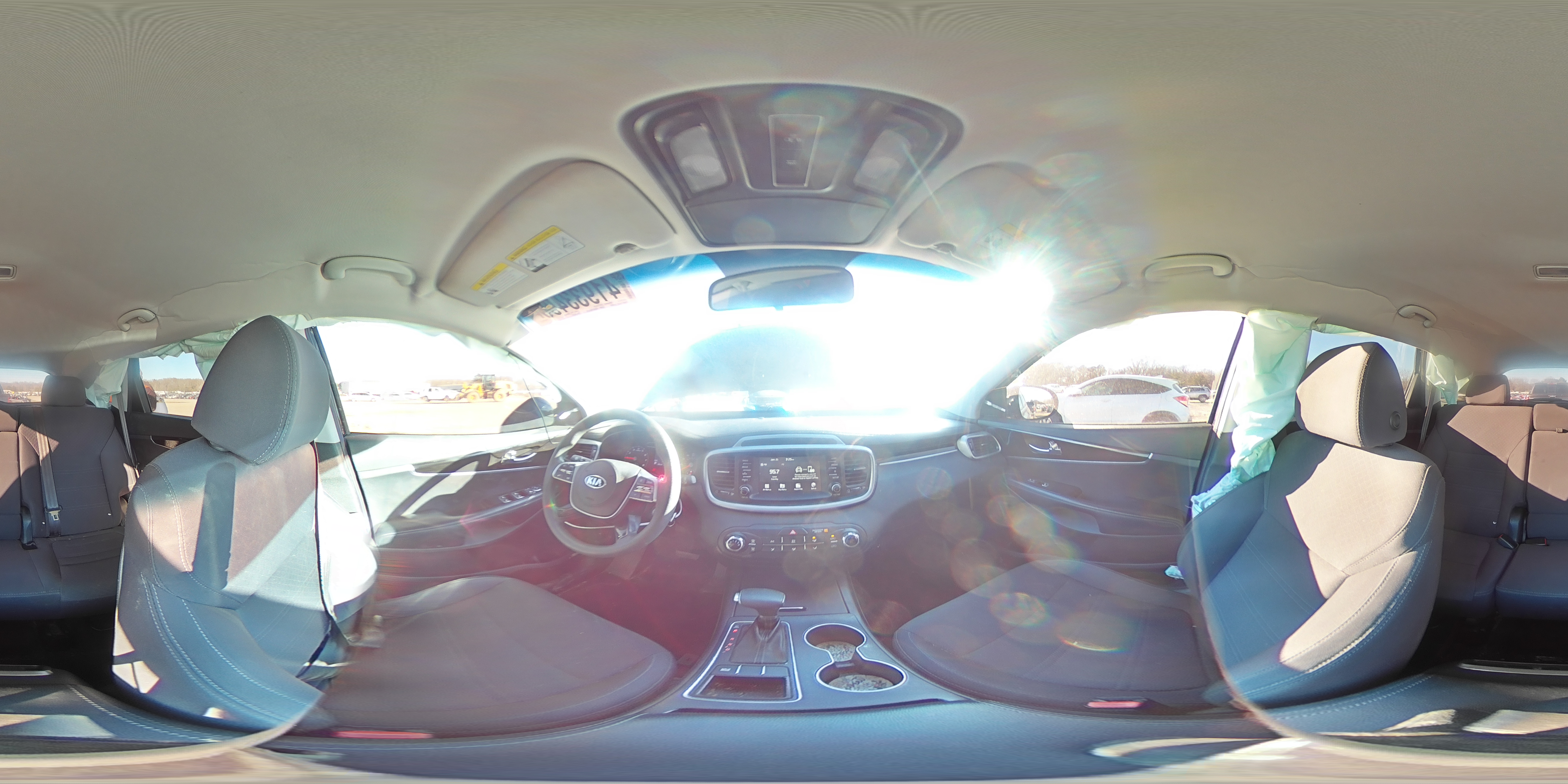 2019 Kia Sorento - Image 13