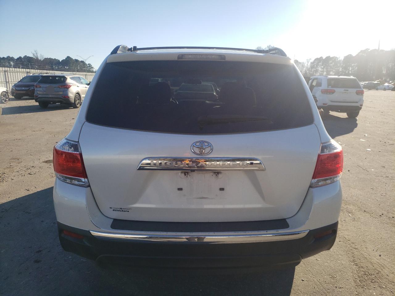 VIN 5TDZA3EH8DS033741 2013 TOYOTA HIGHLANDER no.6