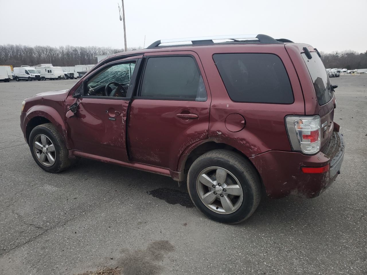 2010 Mercury Mariner - Image 2