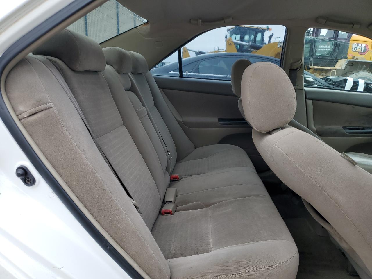 2005 Toyota Camry - Image 10