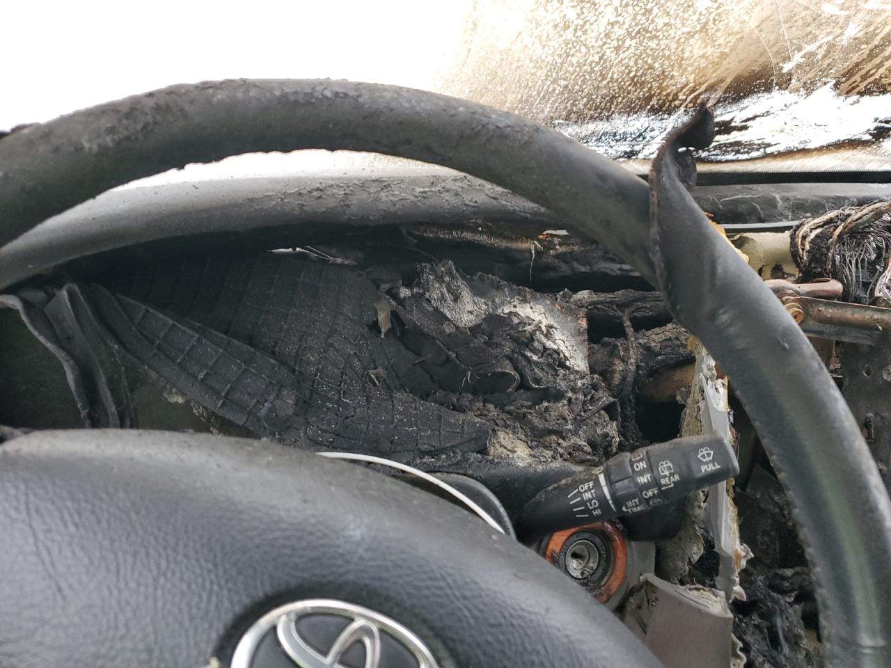 2003 Toyota Land Cruiser - Image 9