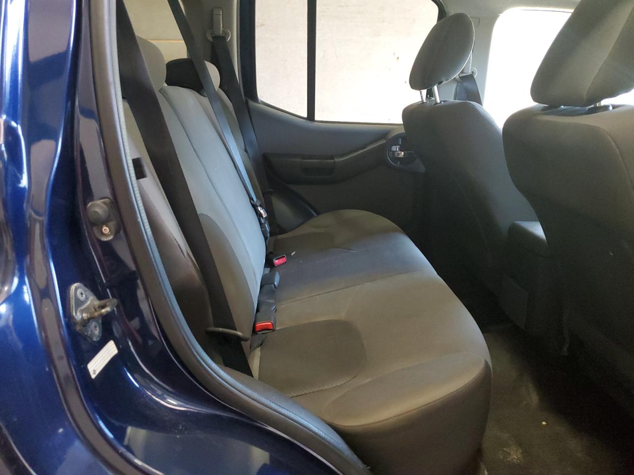 2010 Nissan XTerra - Image 11