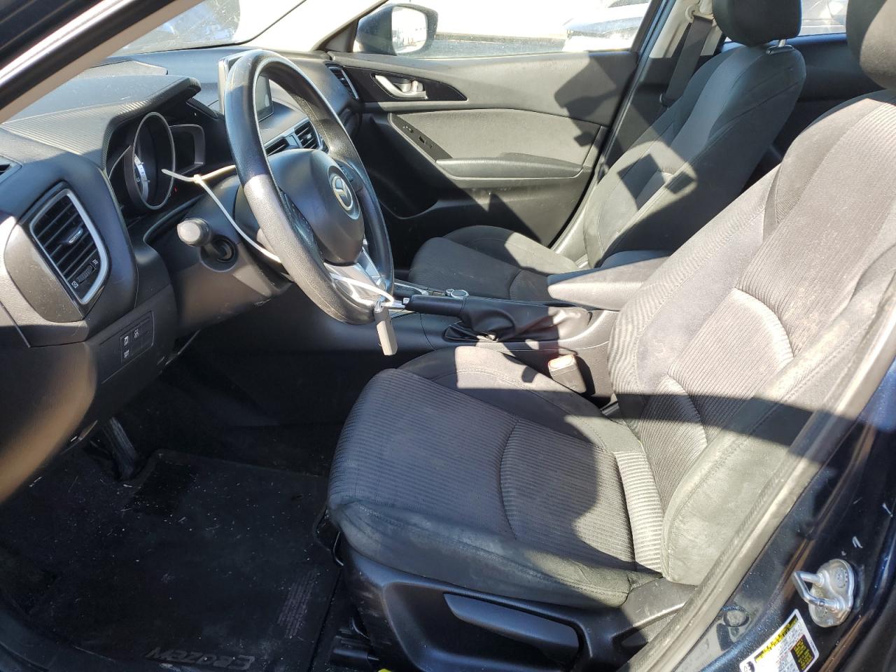 2016 Mazda 3 - Image 7