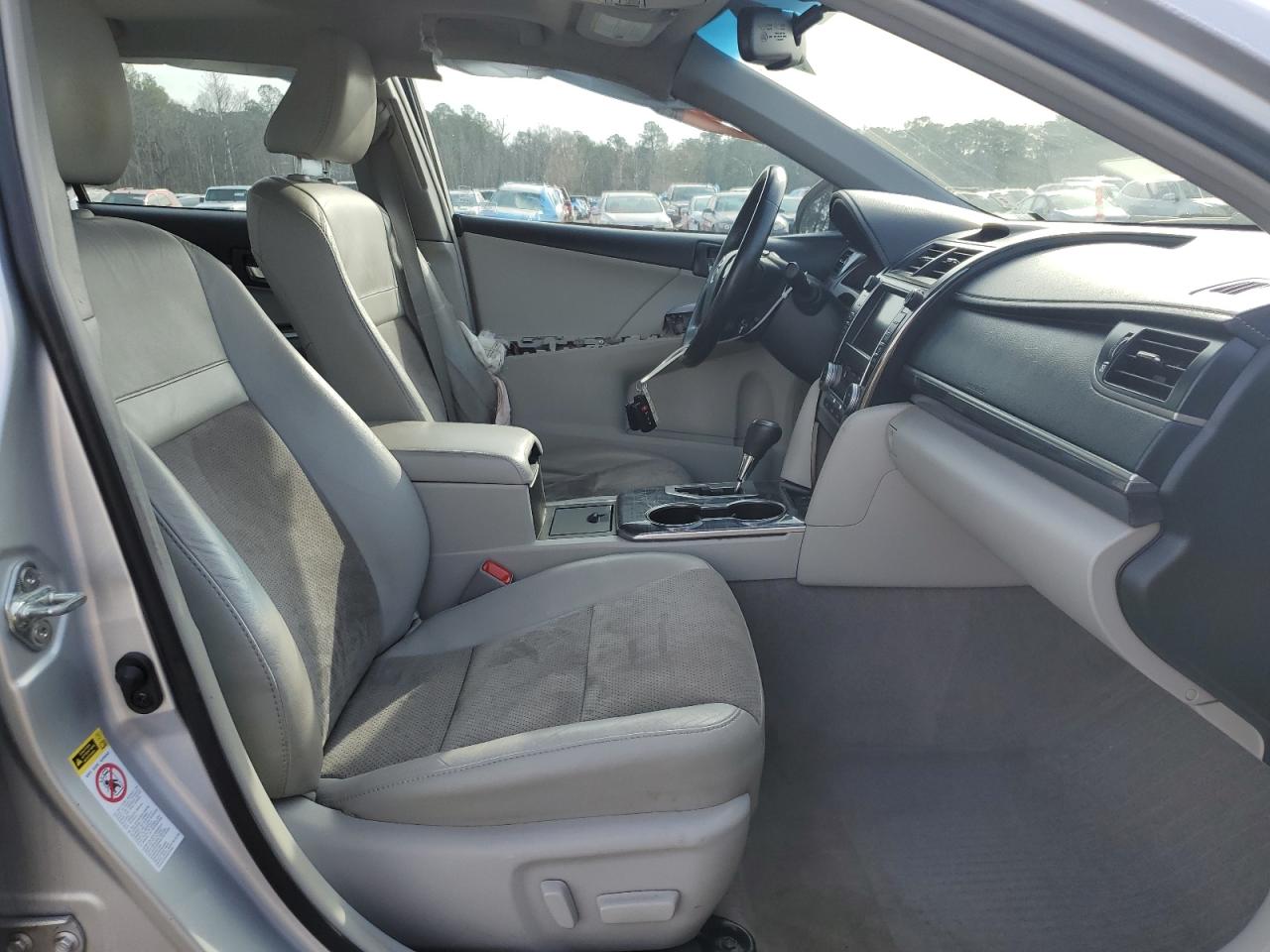 2012 Toyota Camry - Image 7