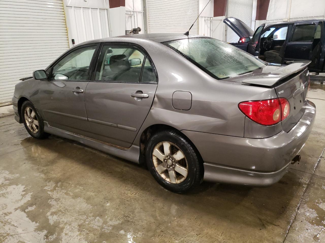 2006 Toyota Corolla - Image 2