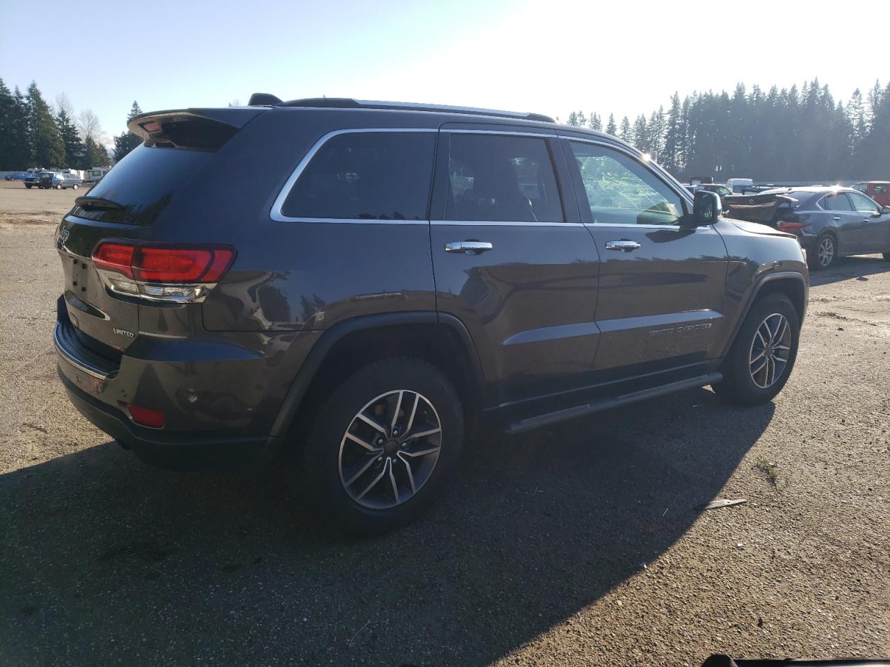 2020 Jeep Grand Cherokee - Image 3