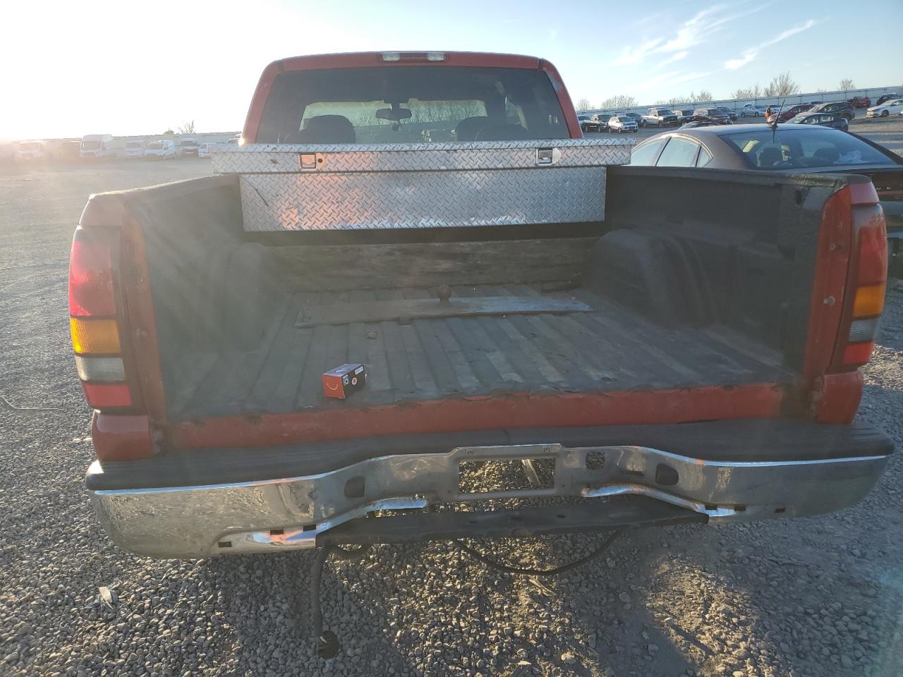 2002 Chevrolet Silverado - Image 6
