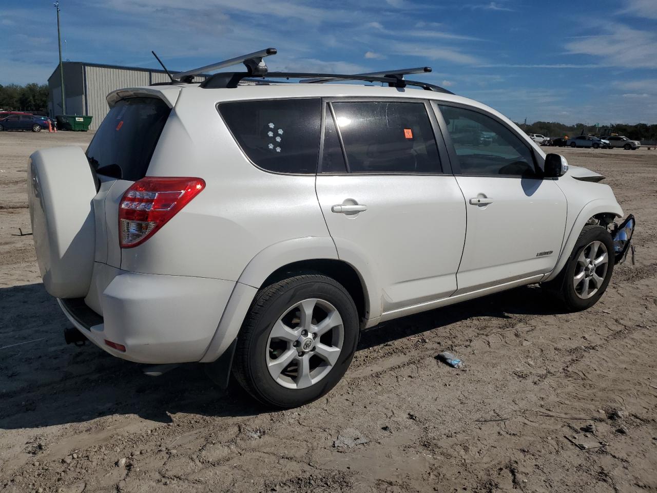 2012 Toyota RAV 4 - Image 3