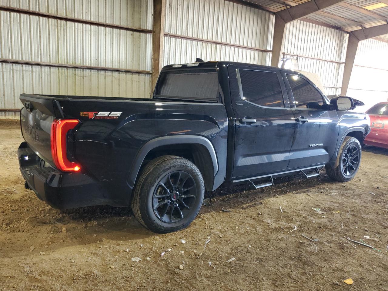 2023 Toyota Tundra - Image 3