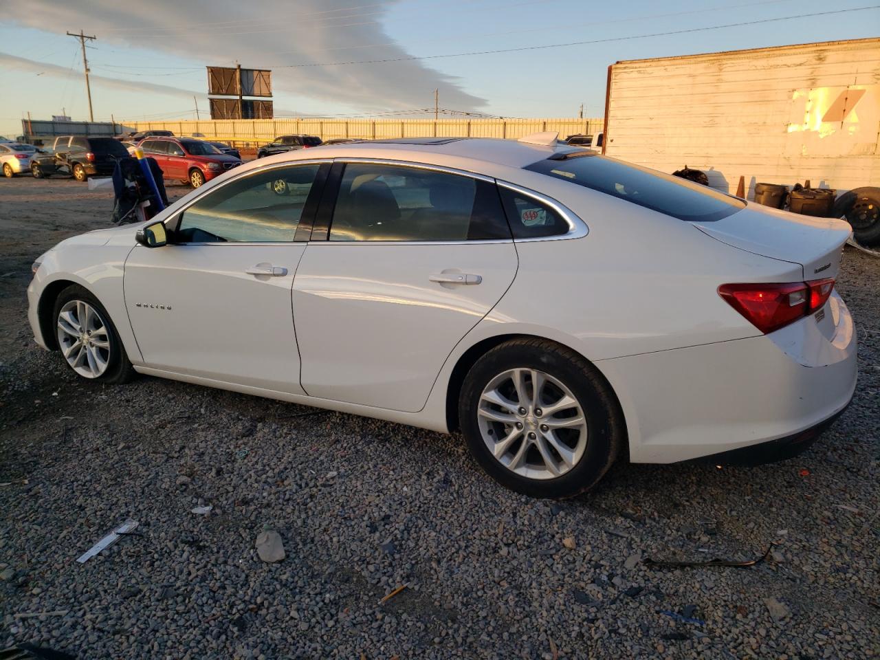 2018 Chevrolet Malibu - Image 2