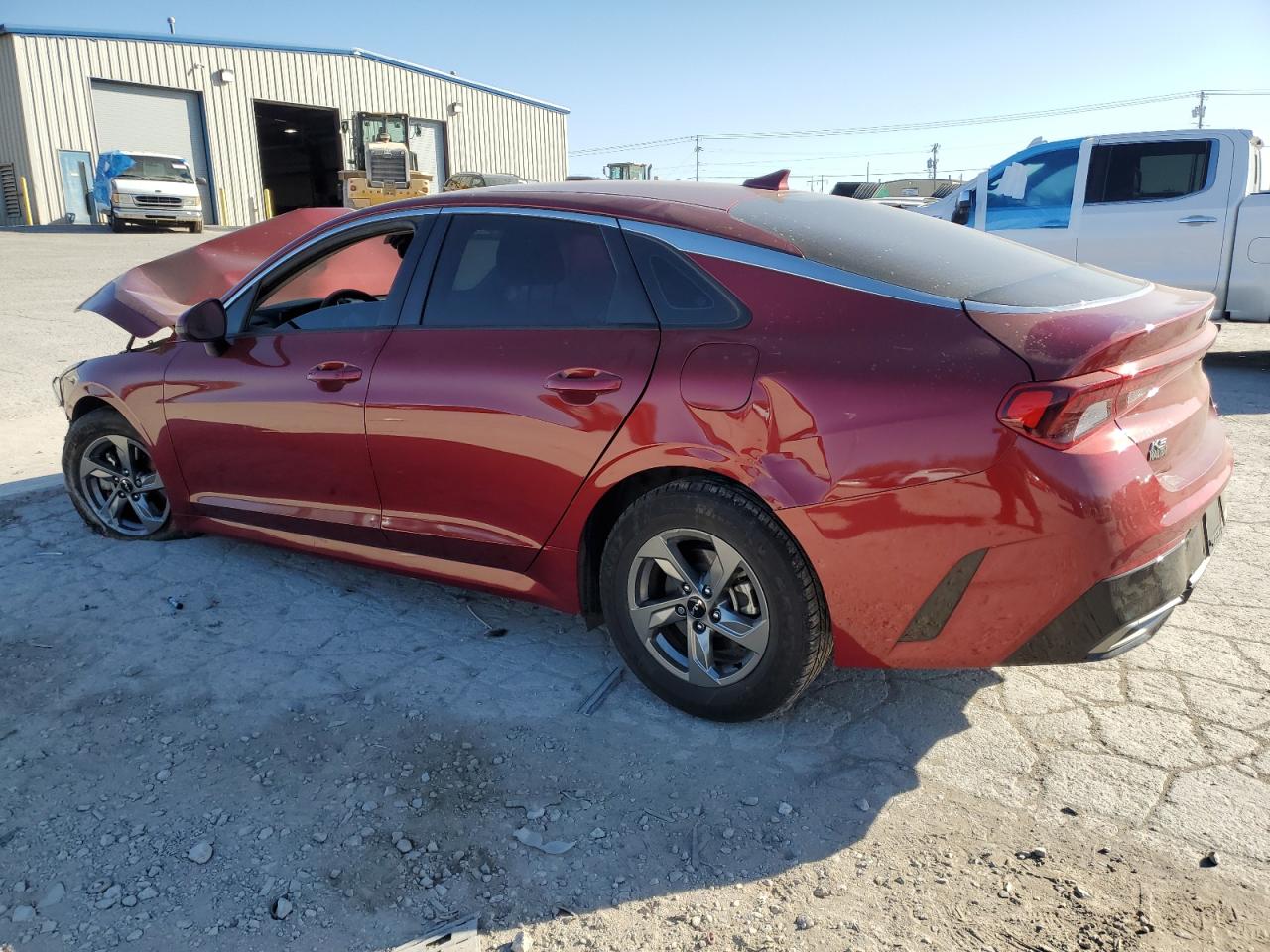 2022 Kia K5 - Image 2