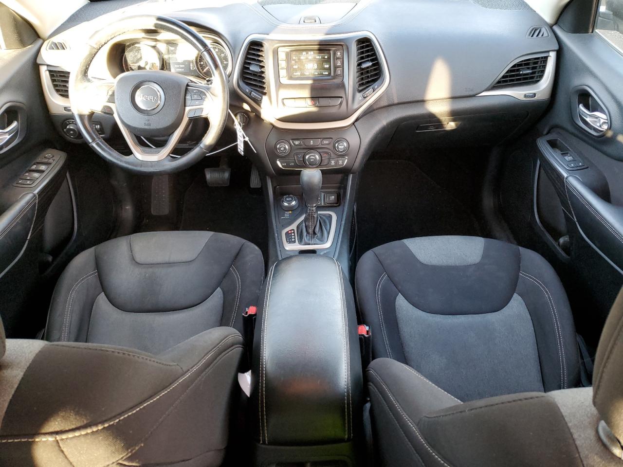 2014 Jeep Grand Cherokee - Image 8