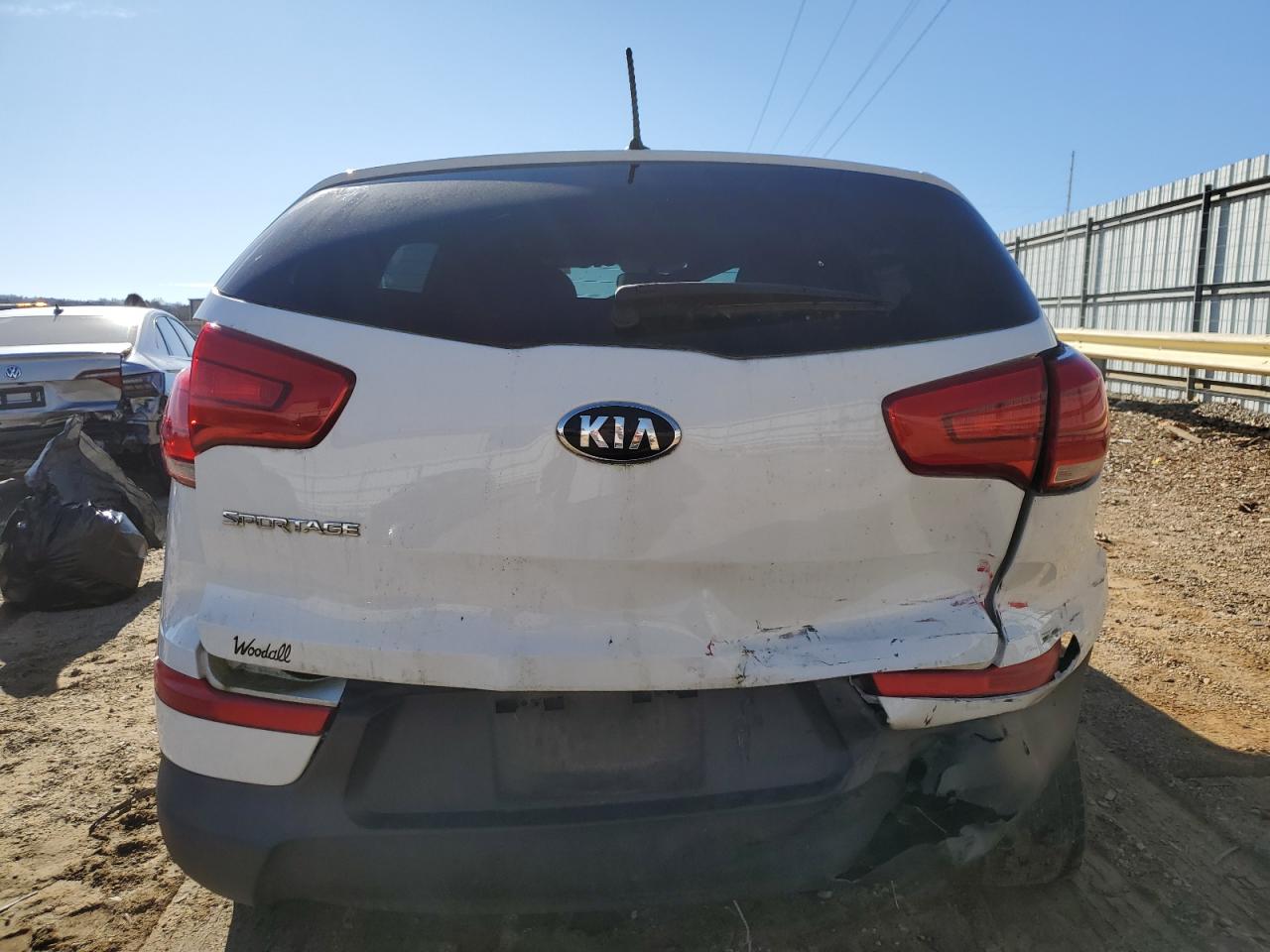 2015 Kia Sportage Lx VIN: KNDPB3AC0F7738156 Lot: 43036445