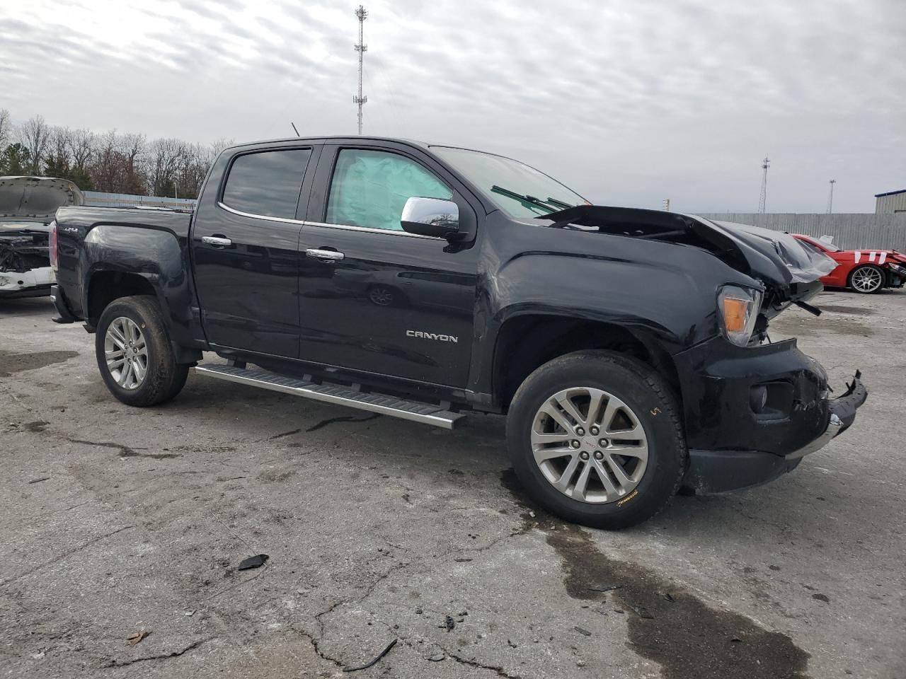 2017 GMC Canyon - Image 4