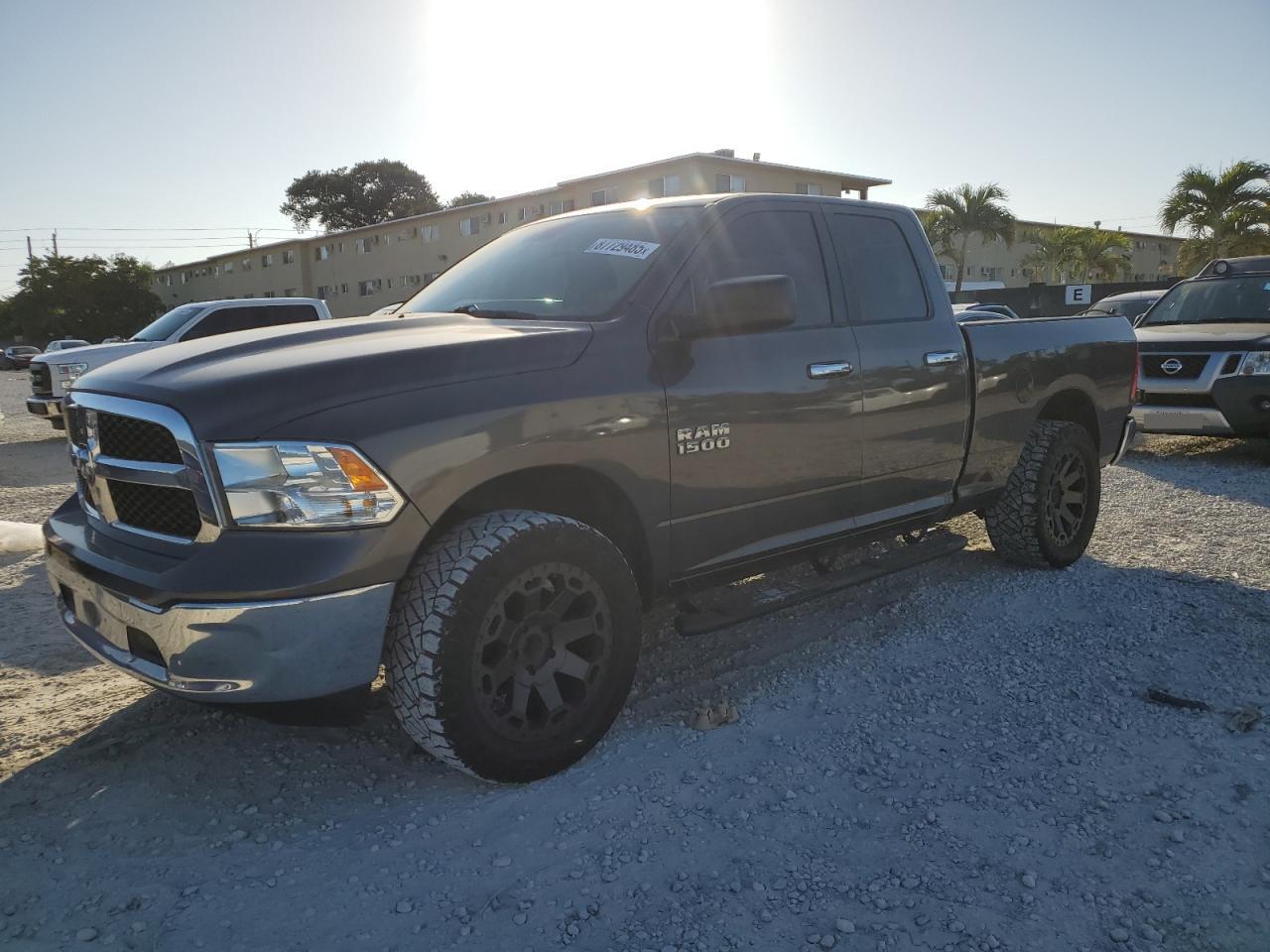 VIN 1C6RR6GG7HS703329 2017 RAM 1500 no.1