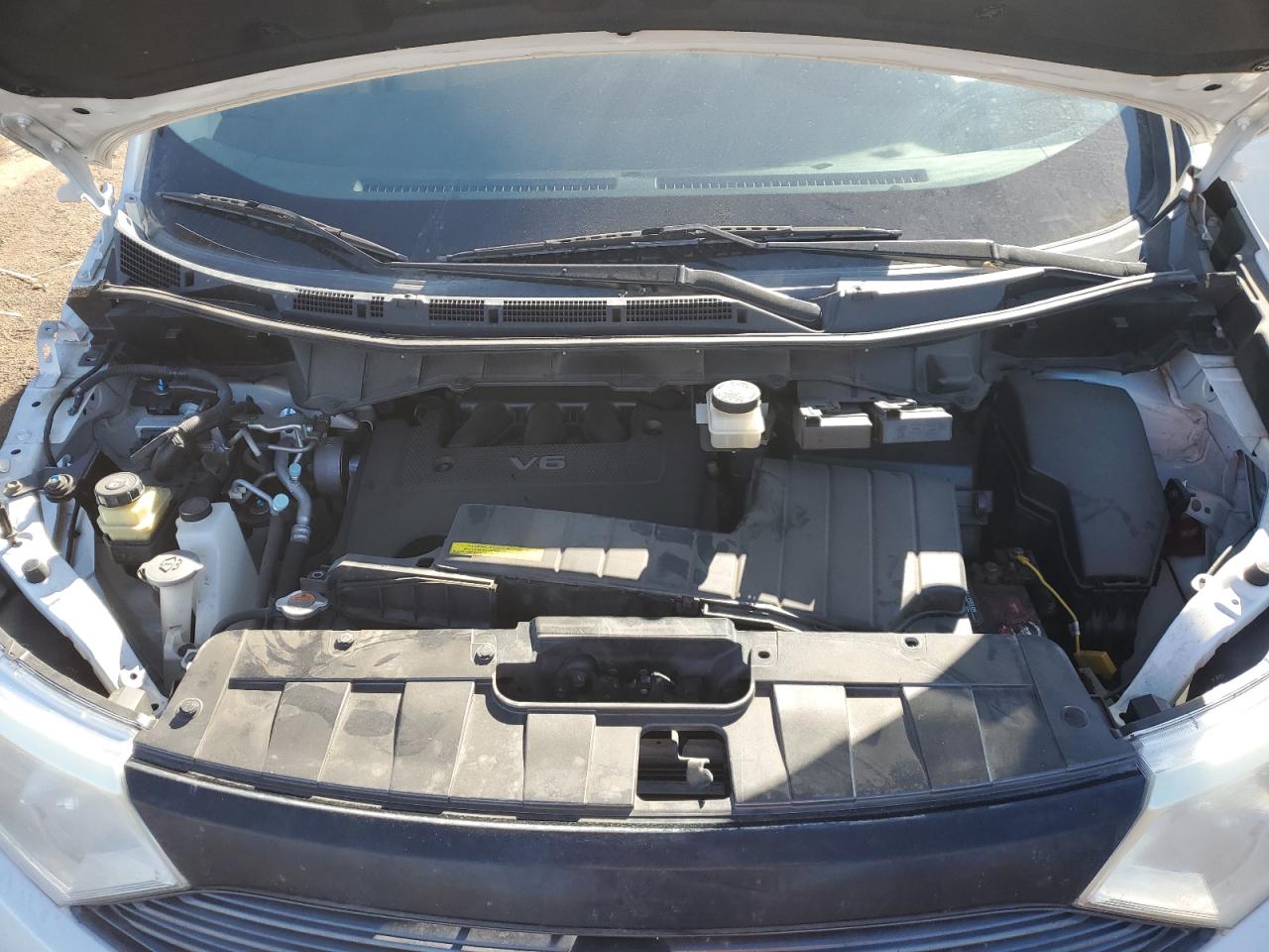2013 Nissan Quest - Image 13
