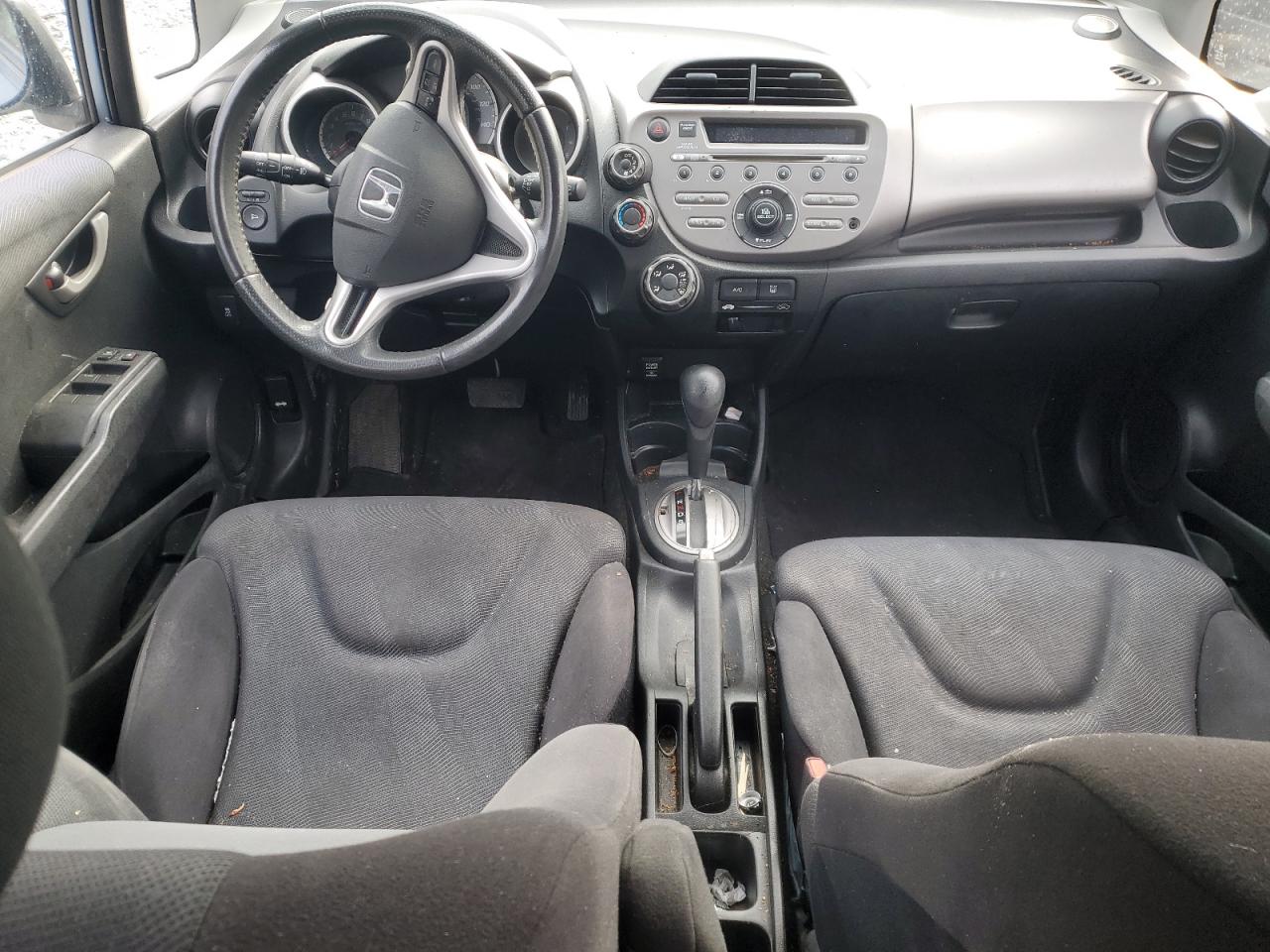 2011 Honda Fit - Image 8