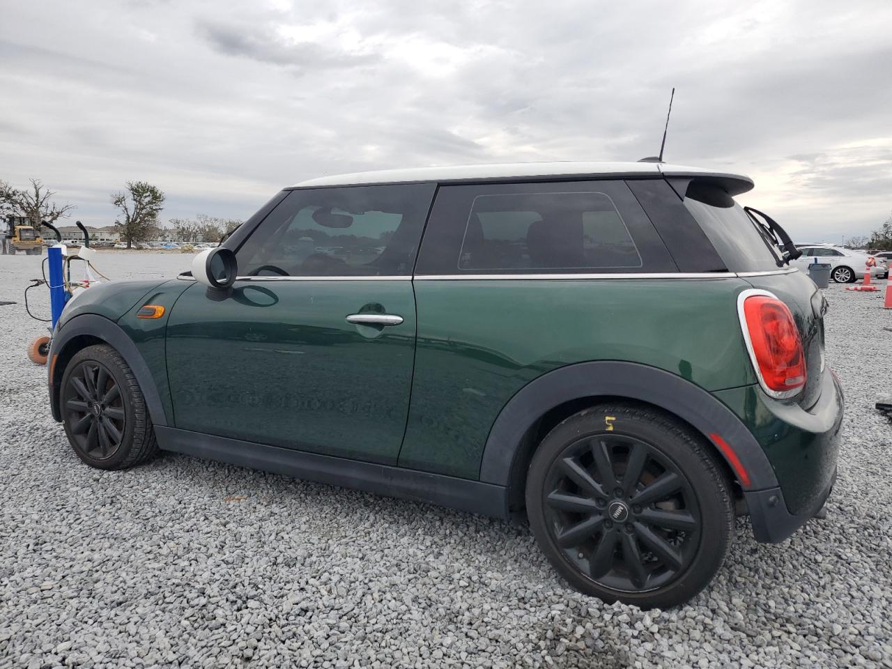 VIN WMWXP5C50K2H32232 2019 MINI COOPER no.2