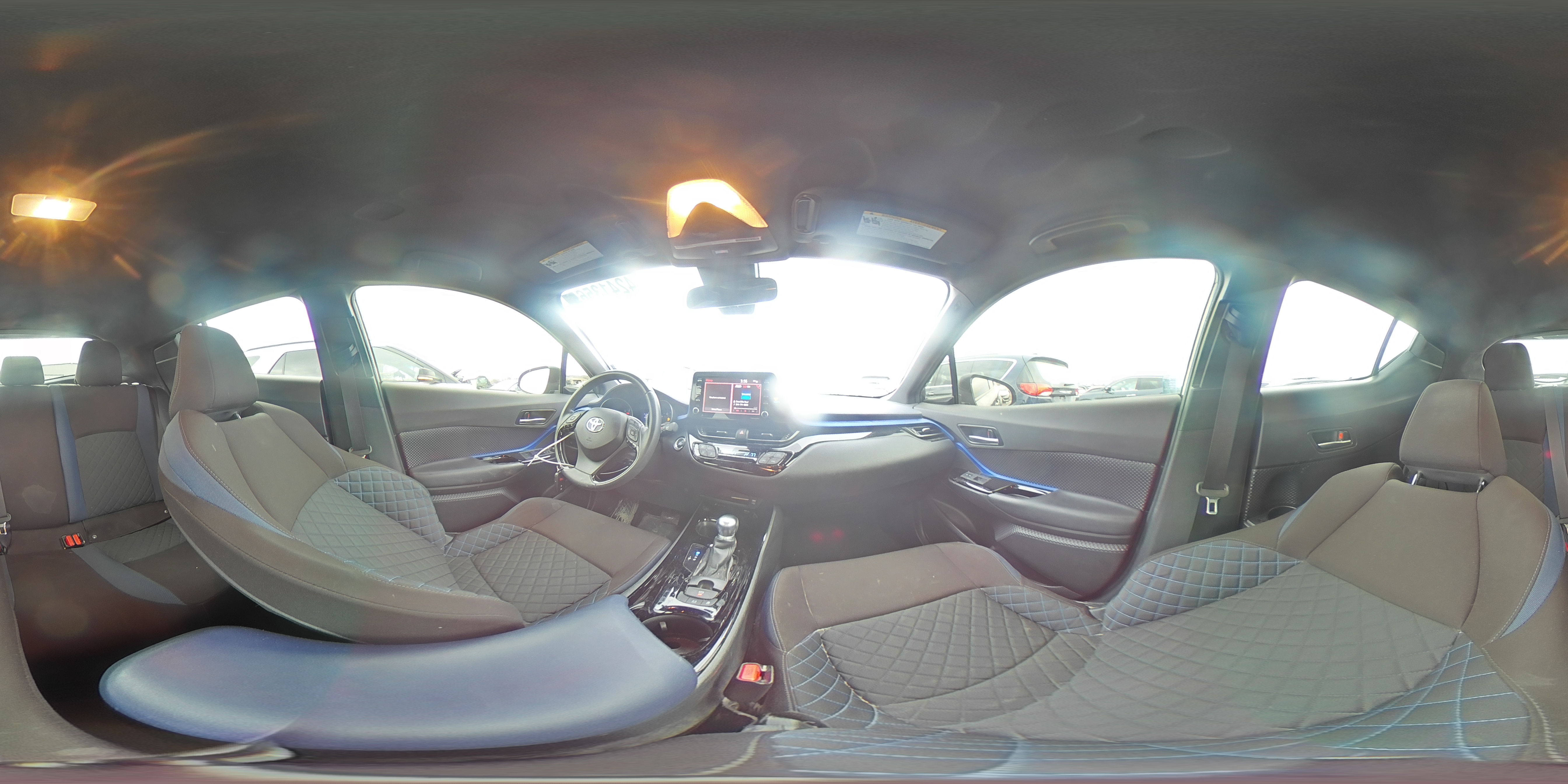 2020 Toyota C-HR - Image 15