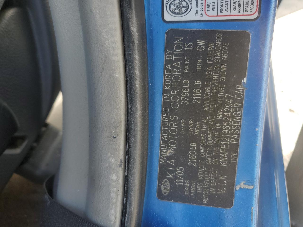 2006 Kia Spectra - Image 14