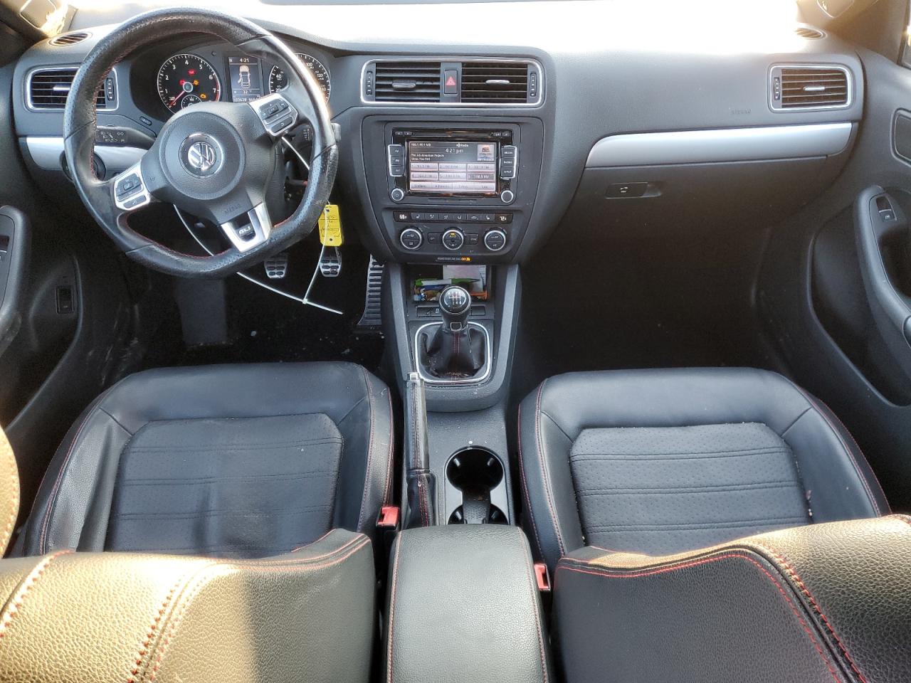 2014 Volkswagen Jetta - Image 8