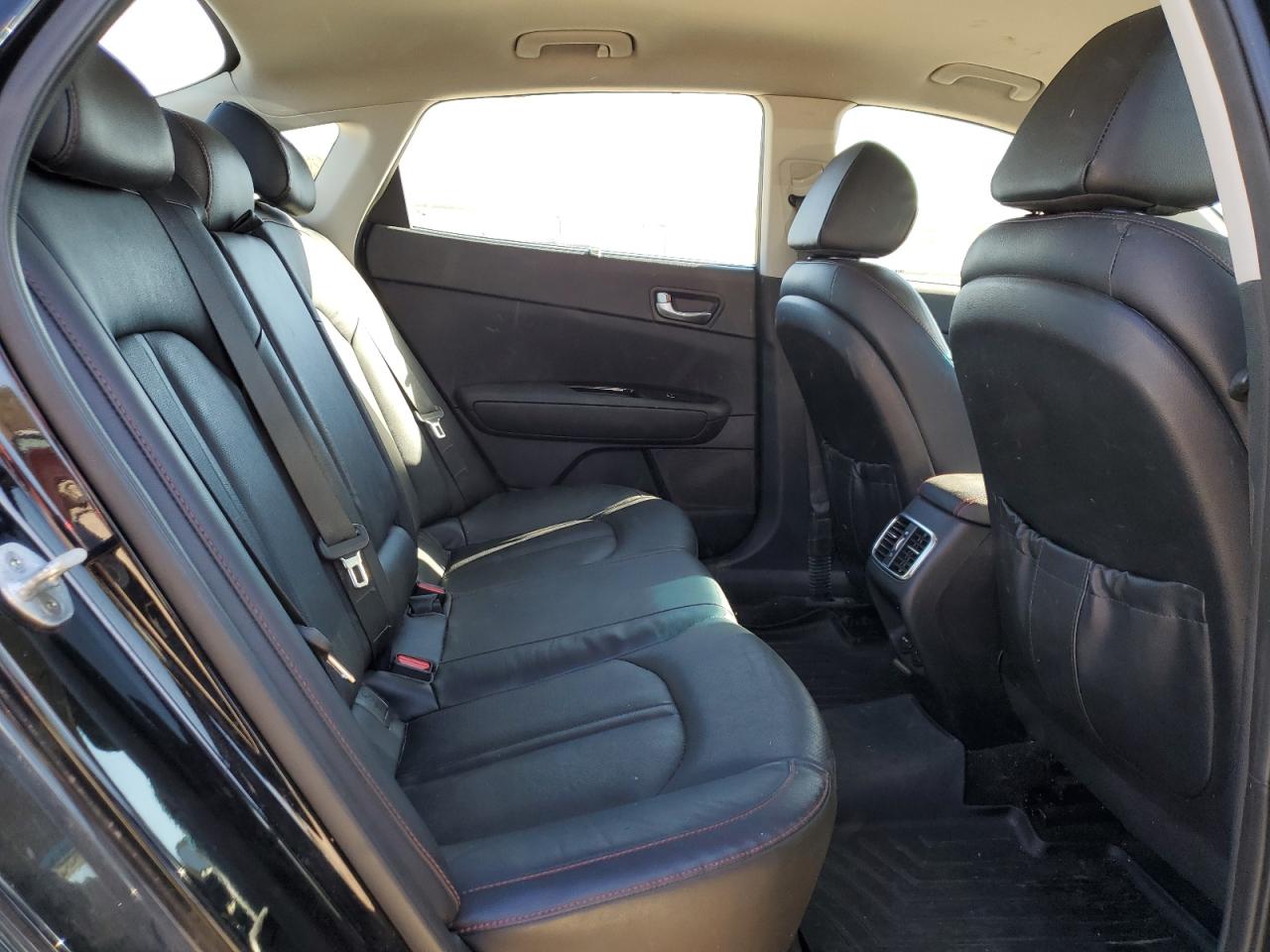 2016 Kia Optima - Image 10