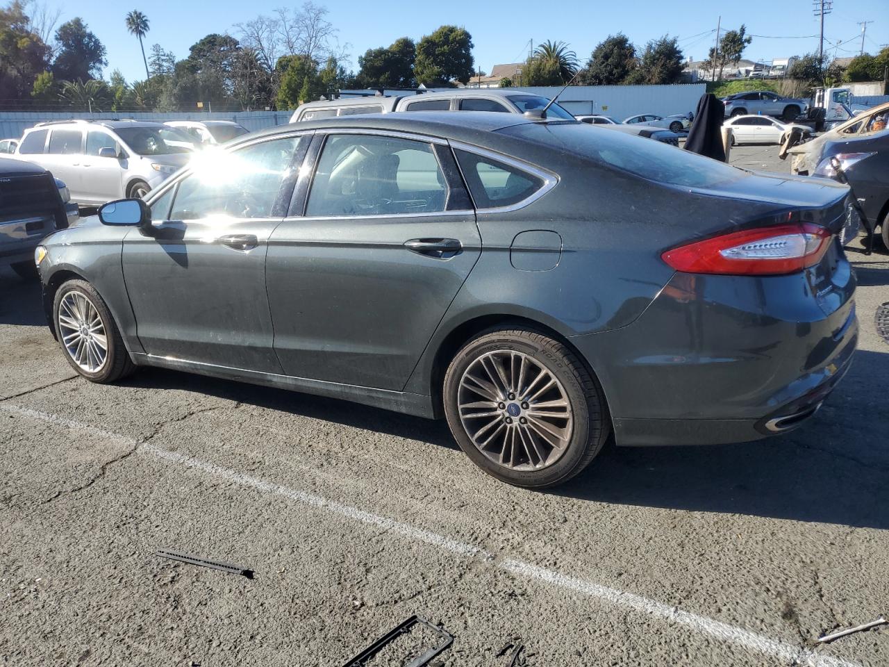 VIN 3FA6P0T97FR194637 2015 FORD FUSION no.2