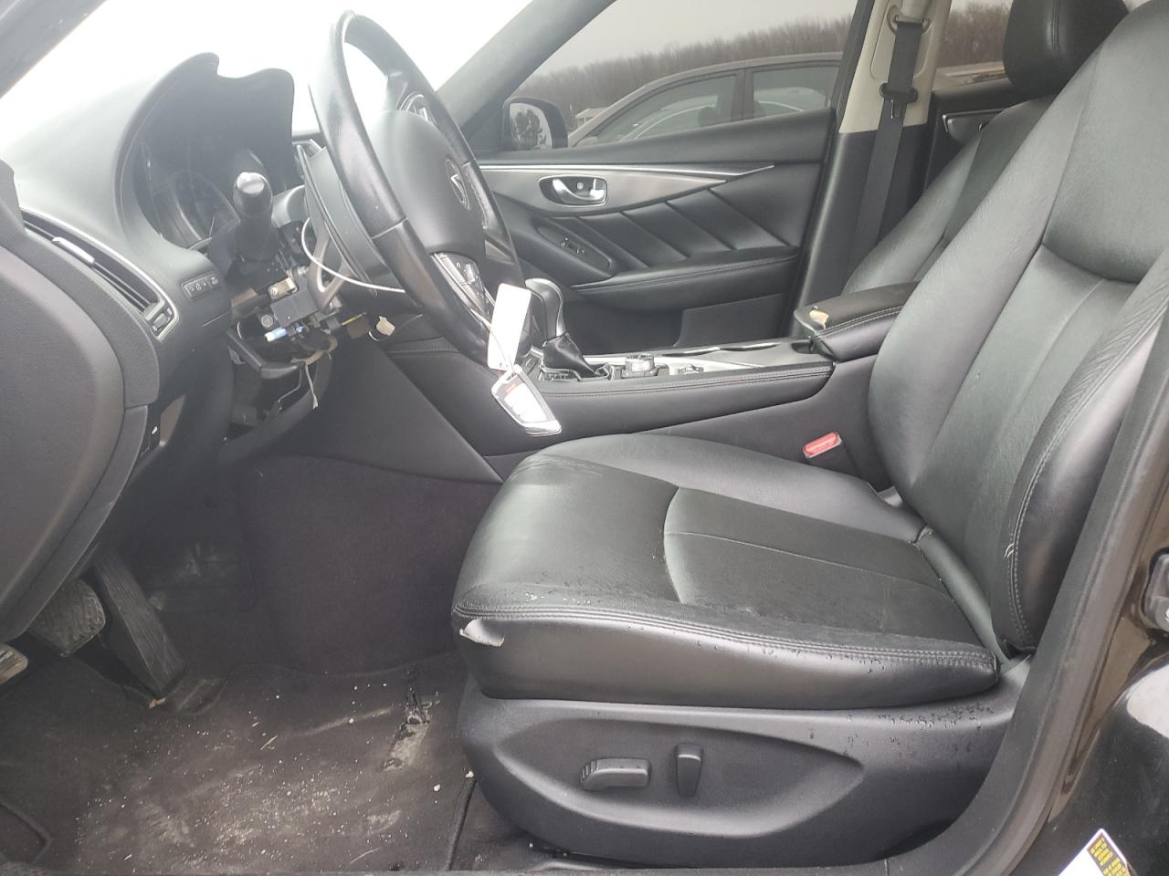 2015 Infiniti Q50 - Image 7